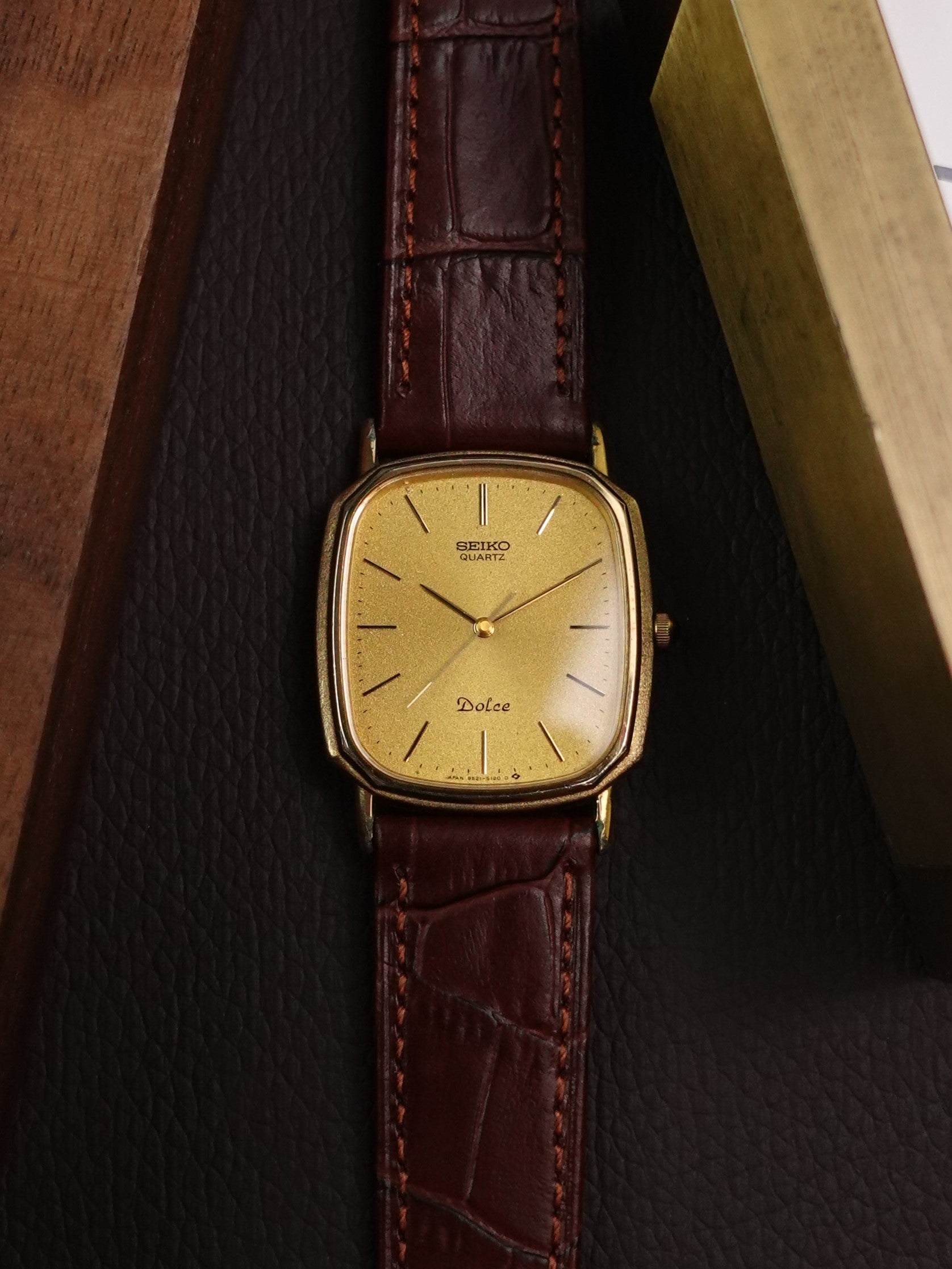 1982 Seiko Dolce oblong elipse 9521-5120 – My First Vintage