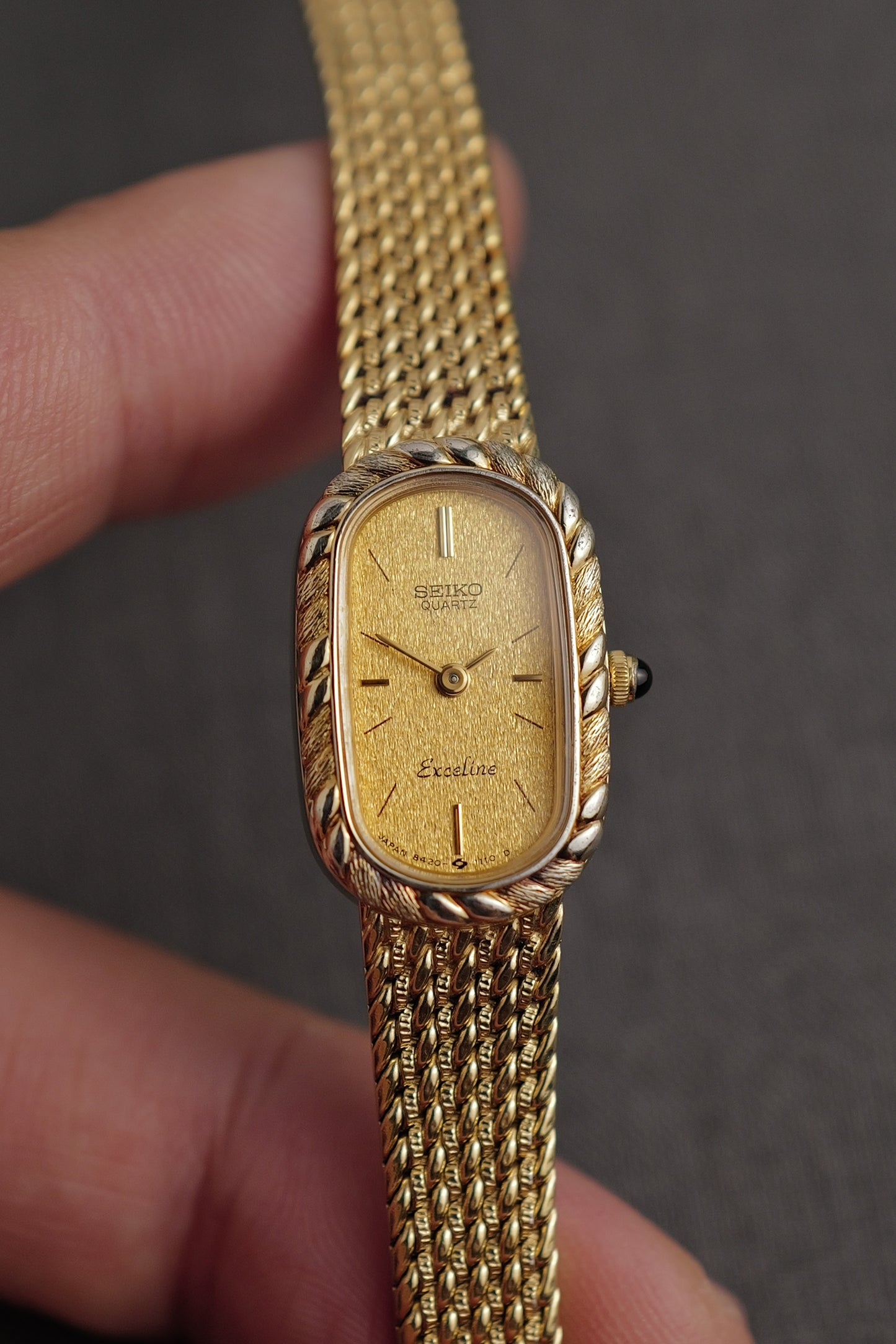 Seiko Mini Exceline Oval "Ribbon" Circa. 1983