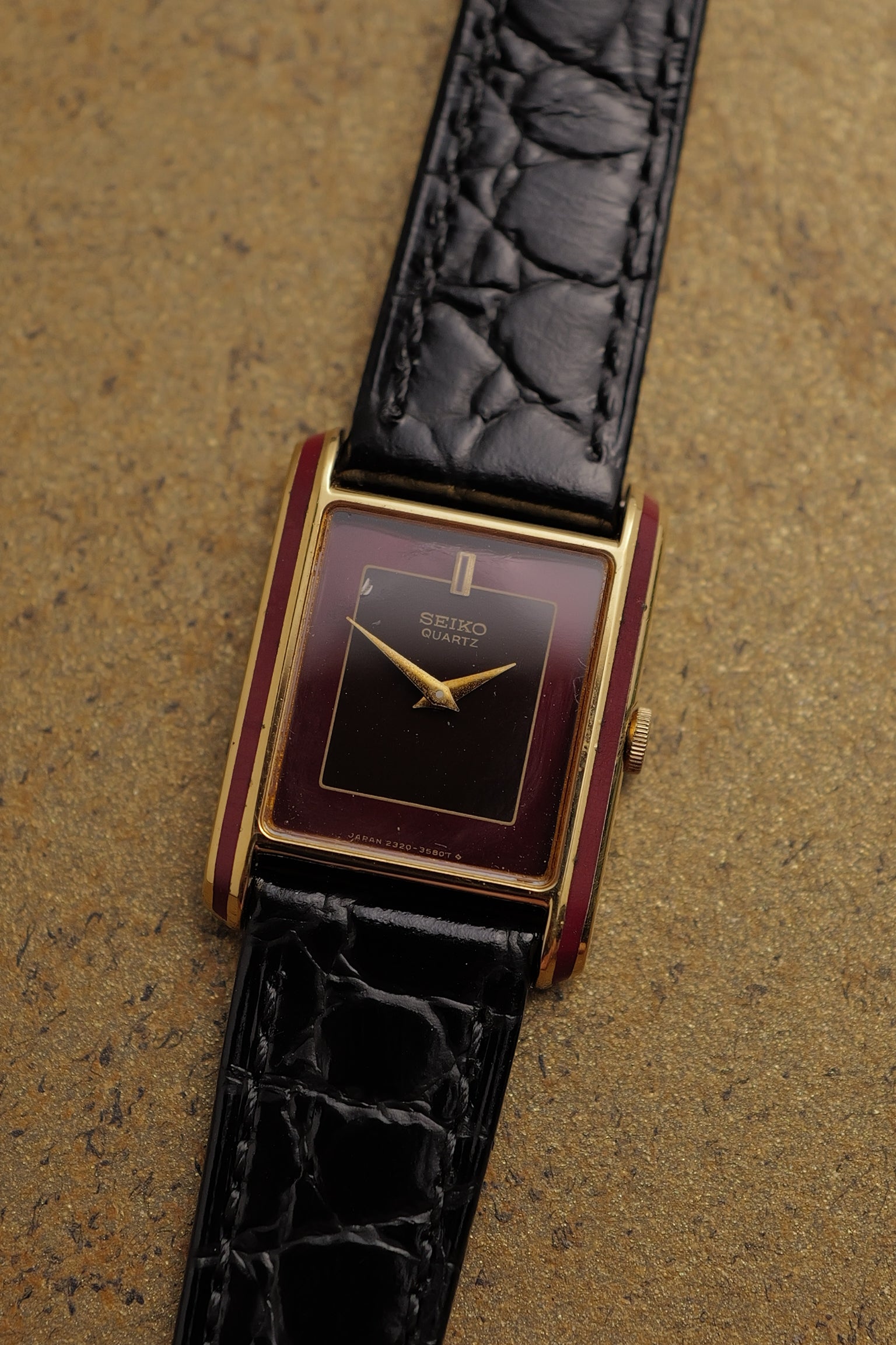Seiko Tank Art-Deco Lacquer Circa. 1982 – My First Vintage