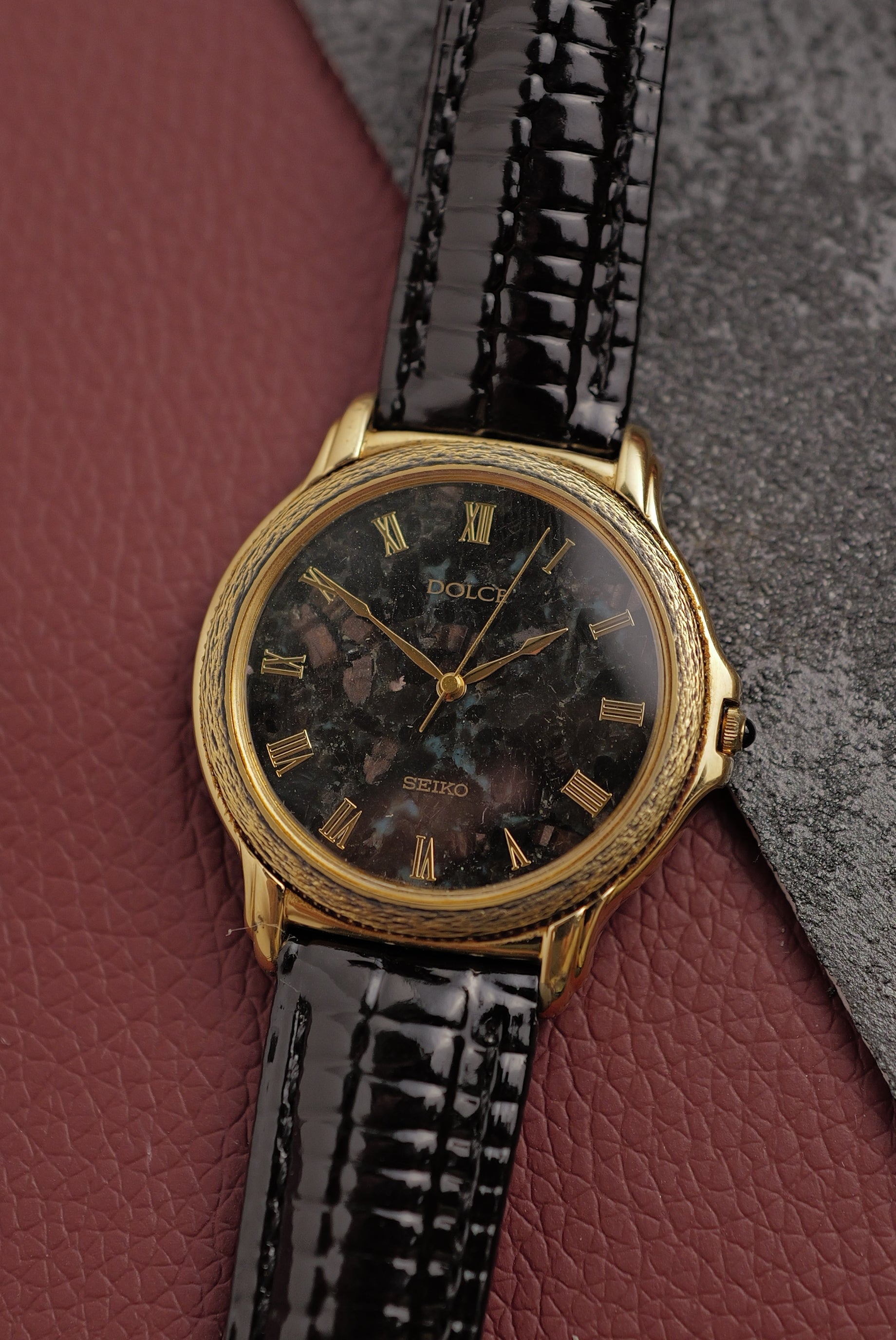 DOLCE by SEIKO ゴールド ブラック 時計 Seiko Dolce Black Turquoise Stone Dial Circa. 1992 – My First Vintage