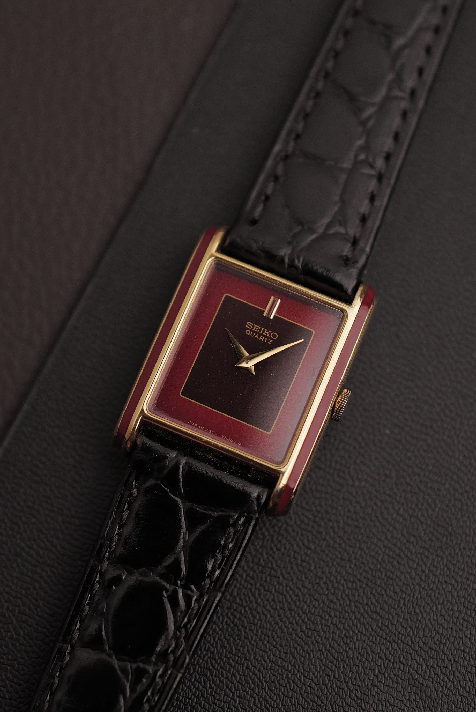 Seiko Tank Art-Deco Lacquer Circa. 1982 – My First Vintage