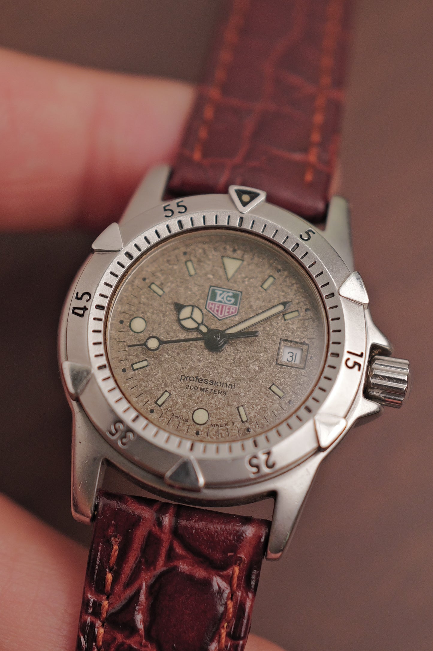 Ladies TAG Heuer 1500 Series Quartz with satin grey dial Circa. 1990s