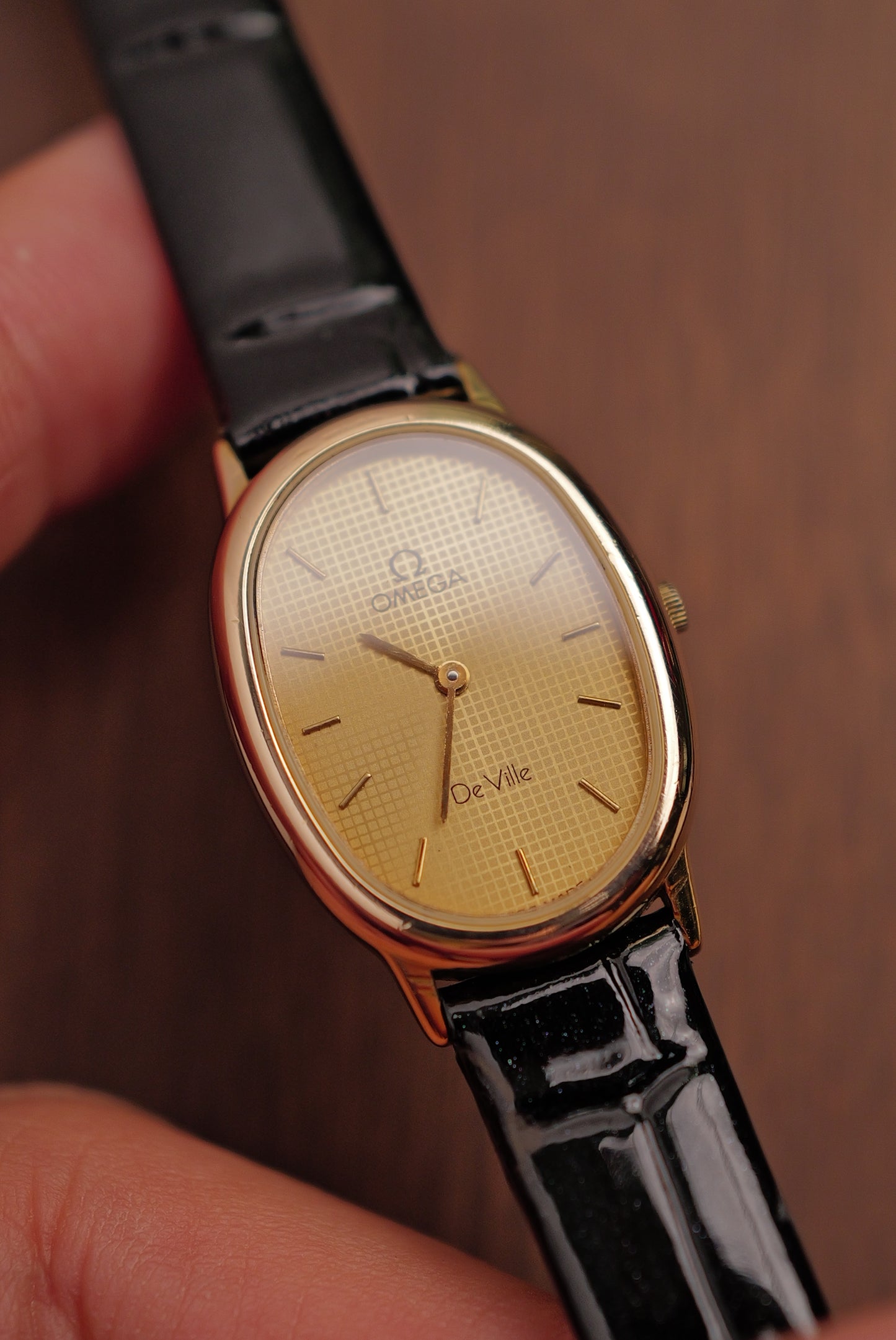 Omega De-ville " Waffle ellipse" Circa. 1990s