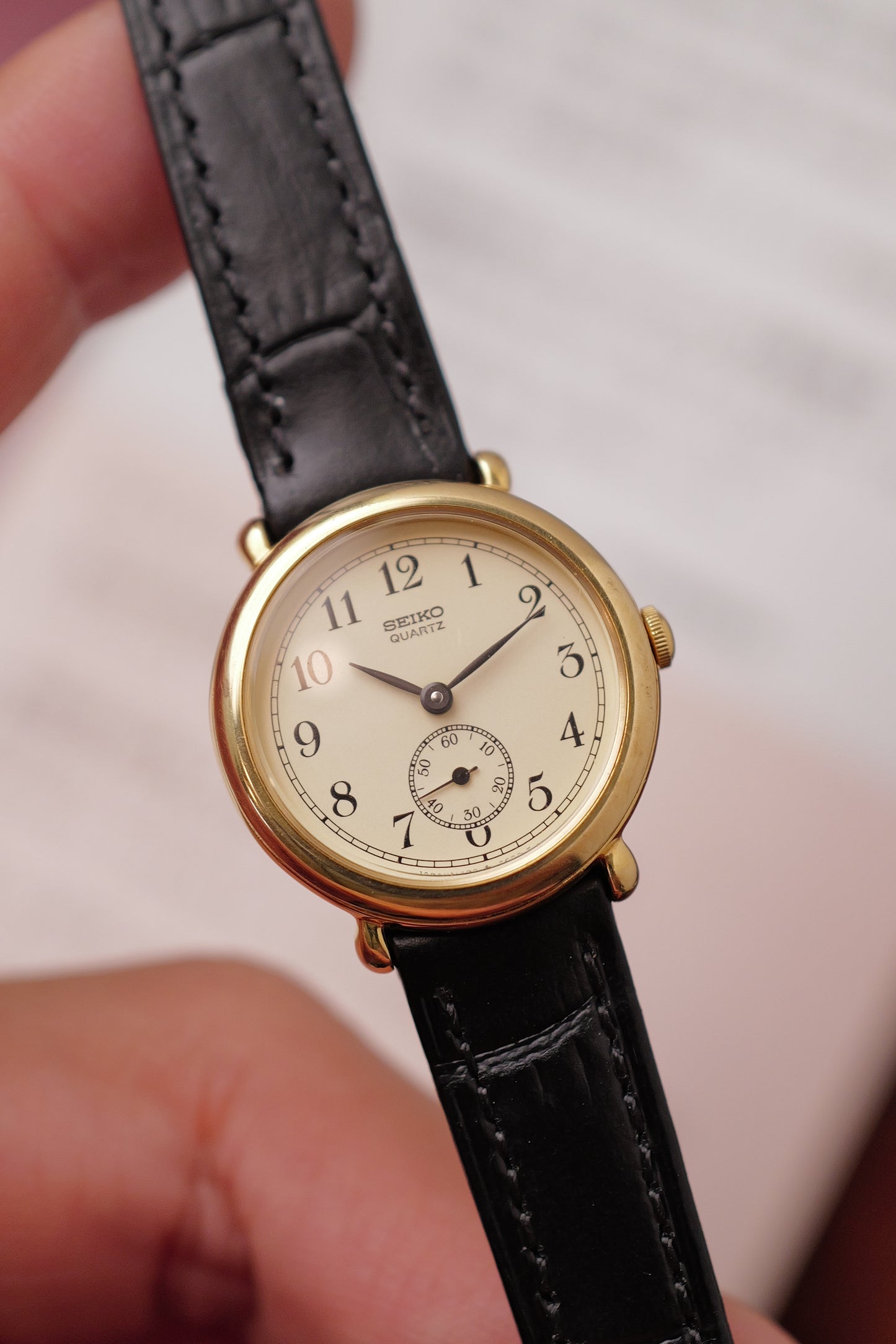 Seiko Quartz "Pebble" Circa.1983