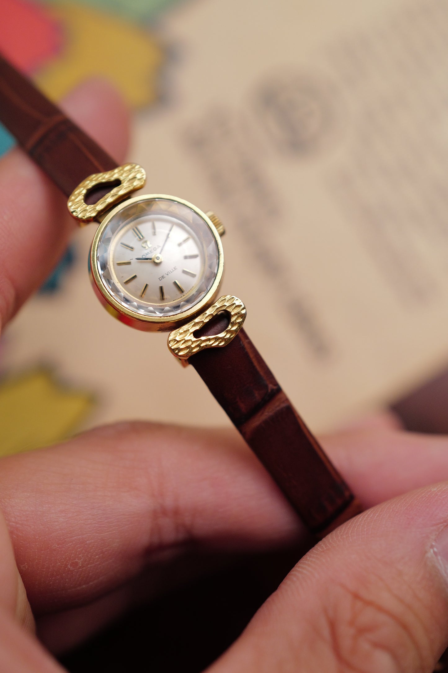 Omega "Cocktail Saphette" in gold Circa. 1960s