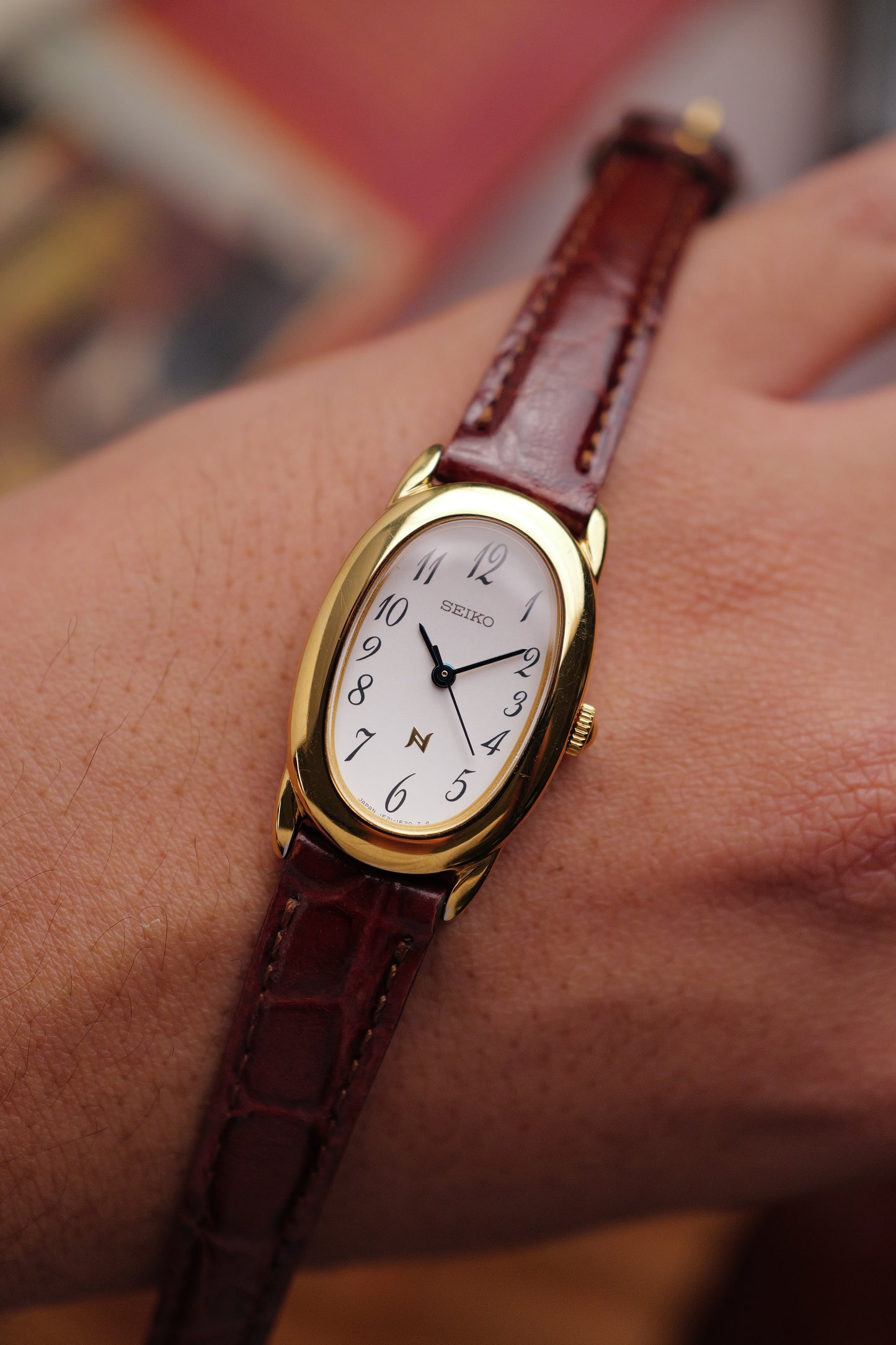 Seiko Ladies "Baignoire" Gold Circa. 1995