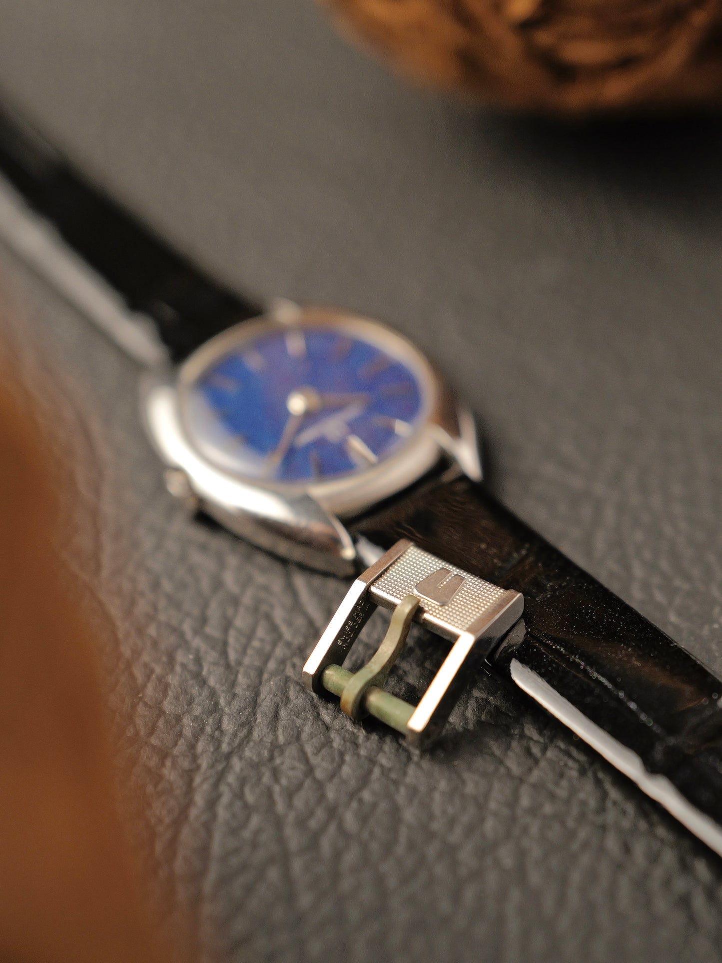 Universal Genève “Lapis” White Shadow Small Ref. 842606 (circa late 1960s)