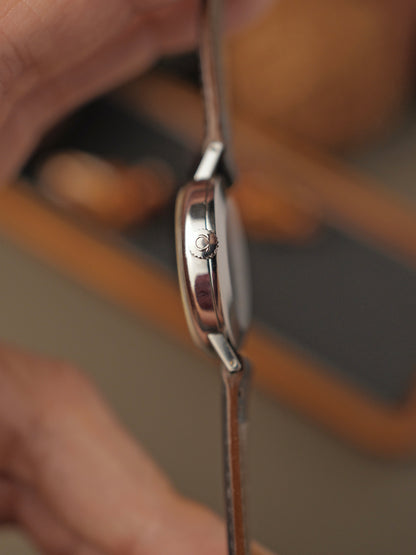 Omega Geneve WG Plated Oval Matte Eggshell Dial Ref. 511.417 (circa 1973)