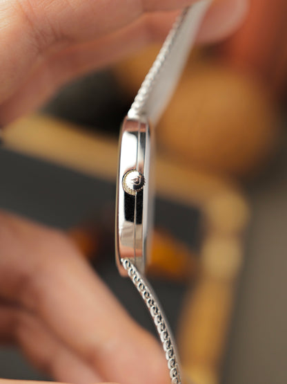 Universal Genève “Blue Ellipse” White Shadow Ref. 866051 (circa 1970s)