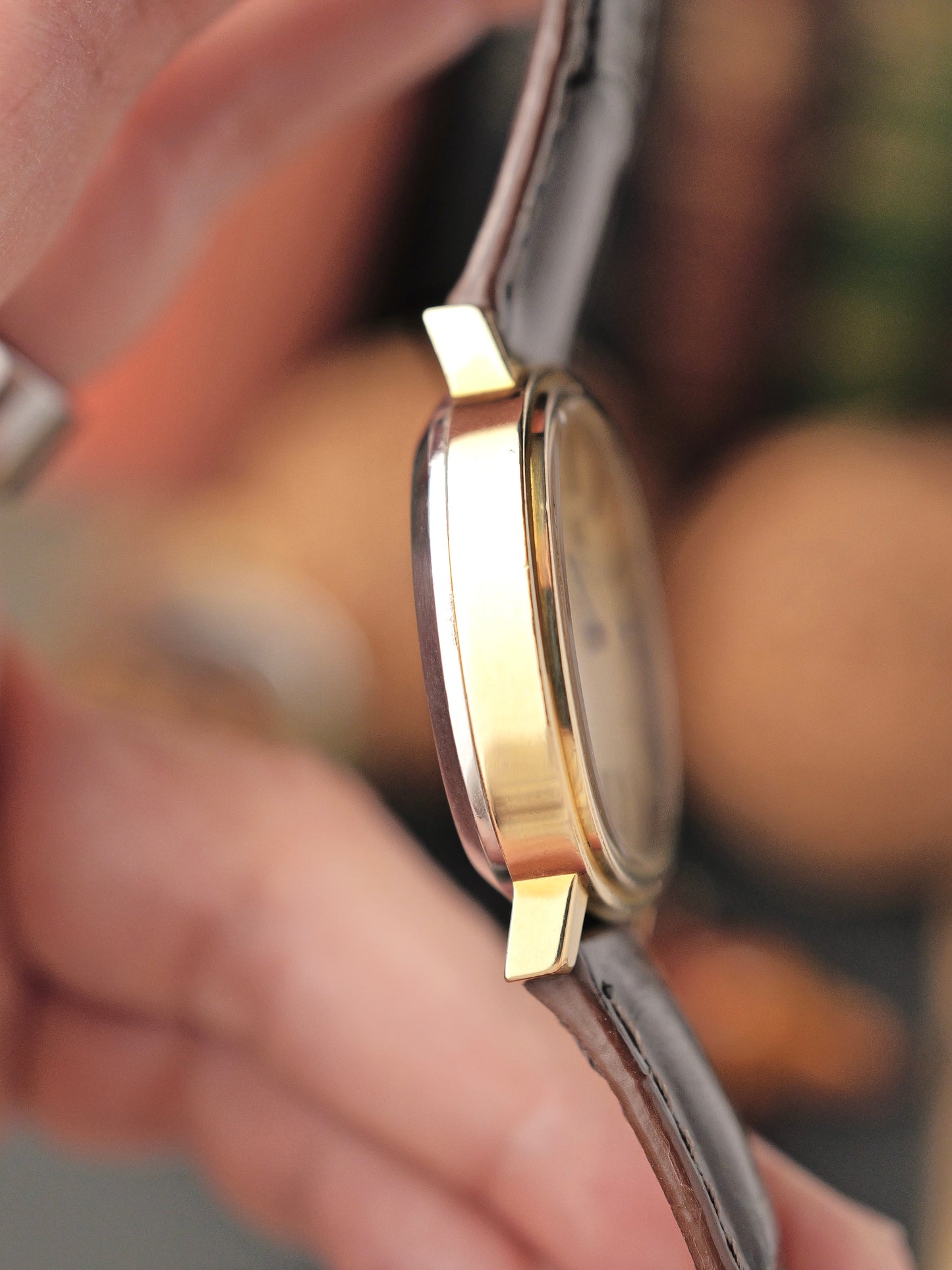 Omega De Ville Gold Stepped Ellipse Automatic Ref. 162.0063 (circa 1974)