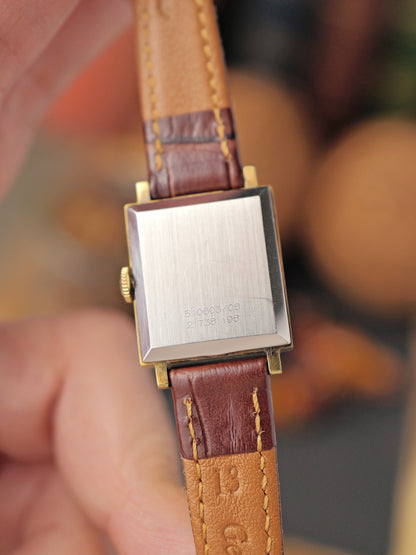 Universal Genève “Mini Tank” Tiger’s Eye Ref. 510603/08 (Circa late 1960s)