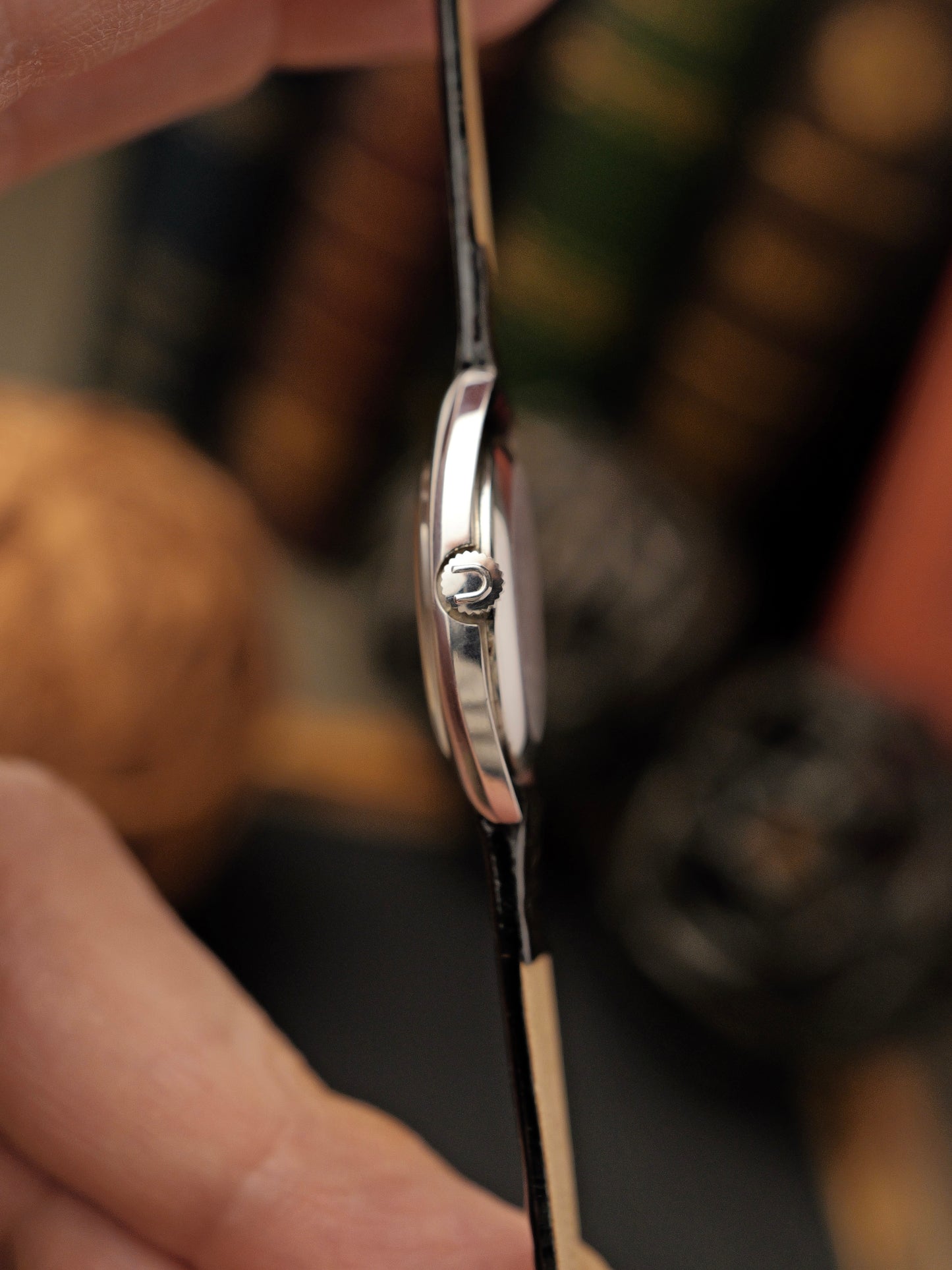 Universal Genève “Lapis” White Shadow Small Ref. 842606 (circa late 1960s)