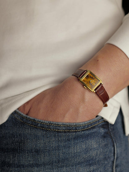 Universal Genève “Mini Tank” Tiger’s Eye Ref. 510603/08 (Circa late 1960s)