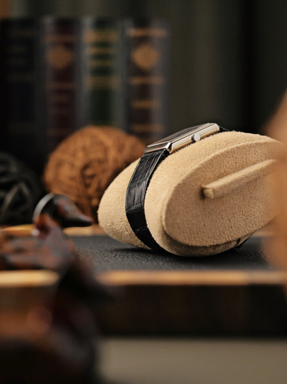 Piaget Protocole Onyx Diamond Dial 18K White Gold Ultra-Thin Ref. 9150 (Circa 1980s)