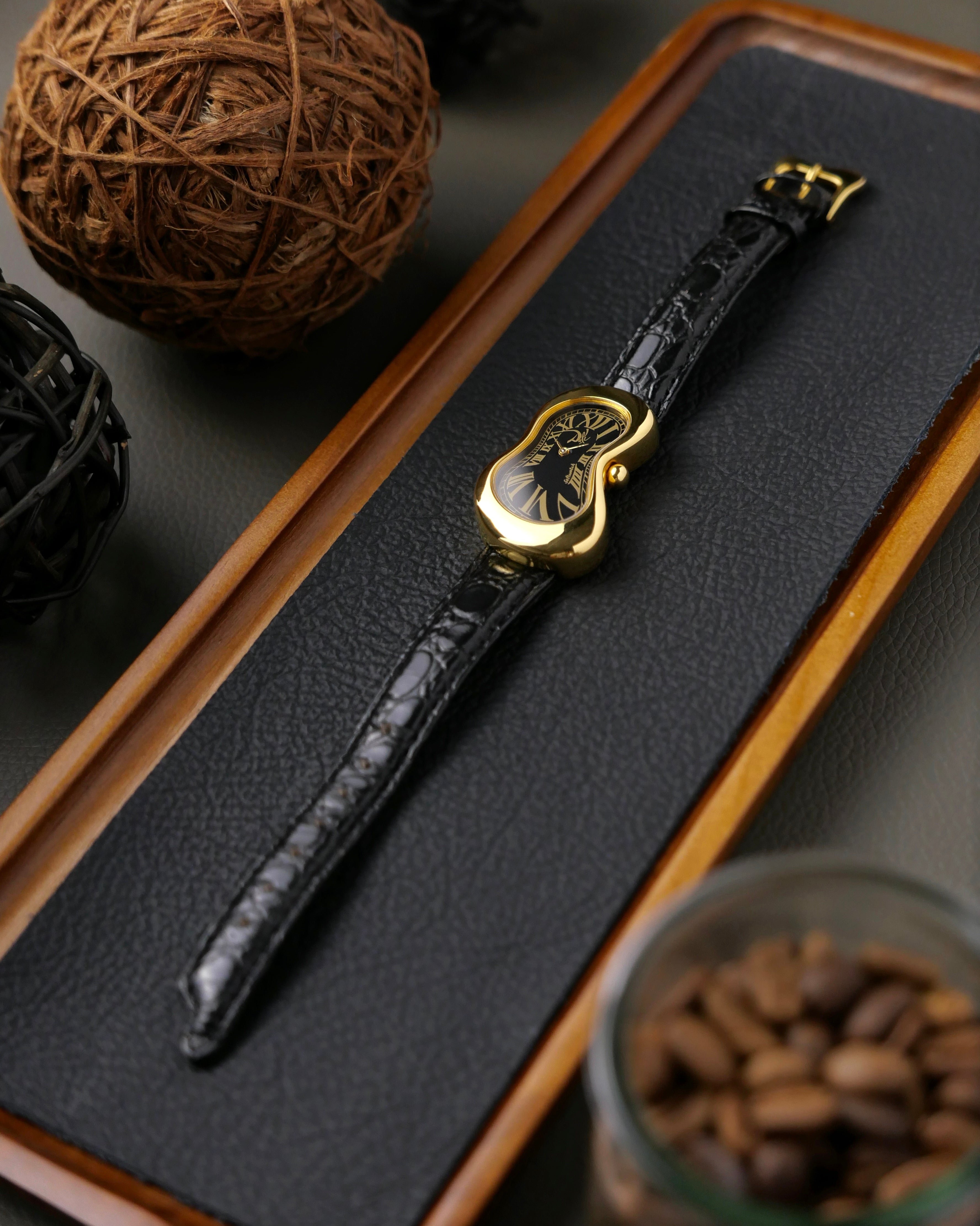 Exaequo Softwatch “Dali” 3rd Series Black Gilt (circa 1990s) – My