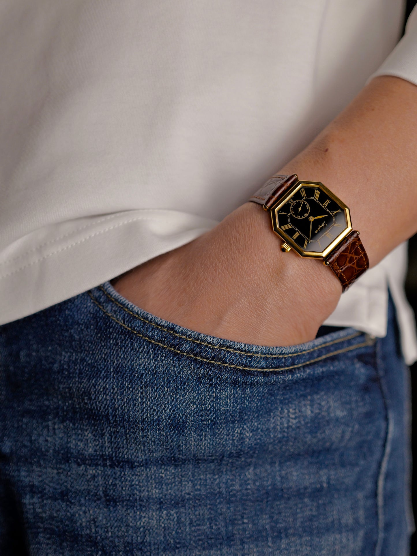 Longines “Octagon” Black Gilt Romans Ref. 3209 (circa 1980s)
