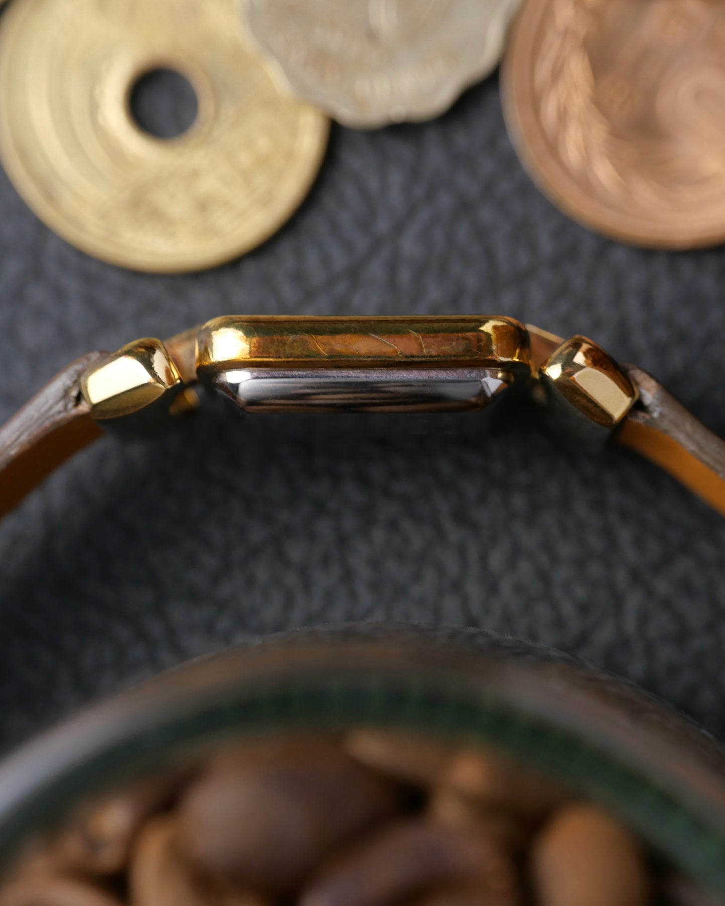 Universal Genève Square “Convertible Cornes de Vache Lugs” Ref. 511627 (Circa 1970s)