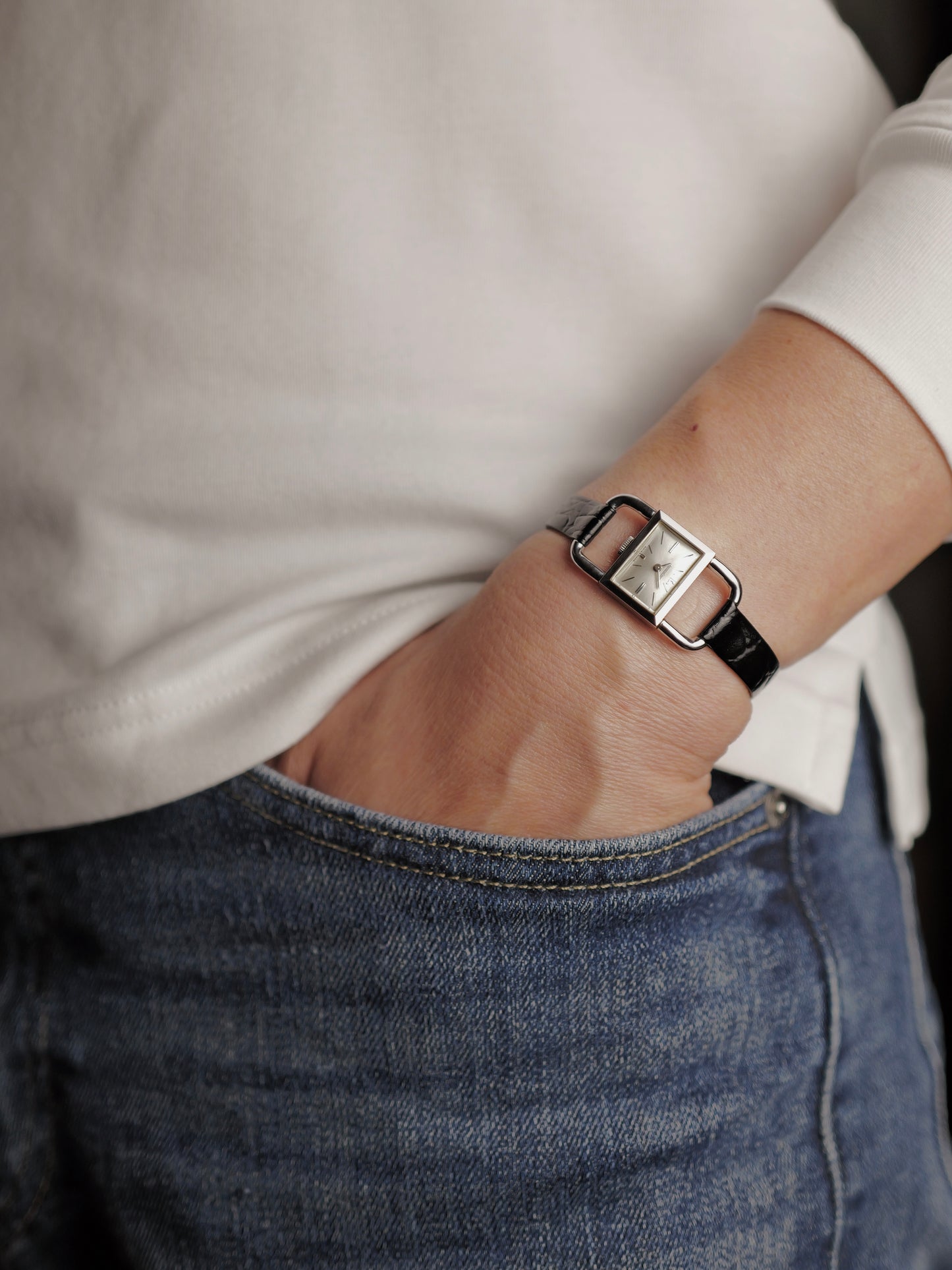 Jaeger-LeCoultre Étrier “Lucchetto” Ref. 1670.42 (circa 1960s)