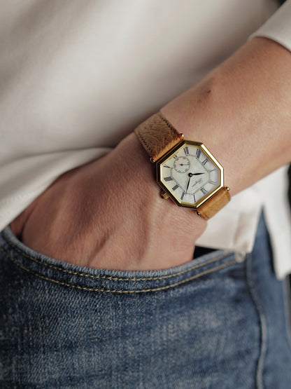 Longines “Octagon” Mother-Of-Pearl Roman Dial w/ Box Ref. 3209 (circa 1980s)