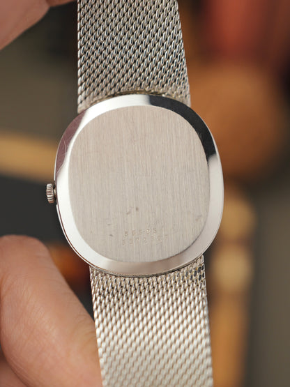 Universal Genève “Blue Ellipse” White Shadow Ref. 866051 (circa 1970s)