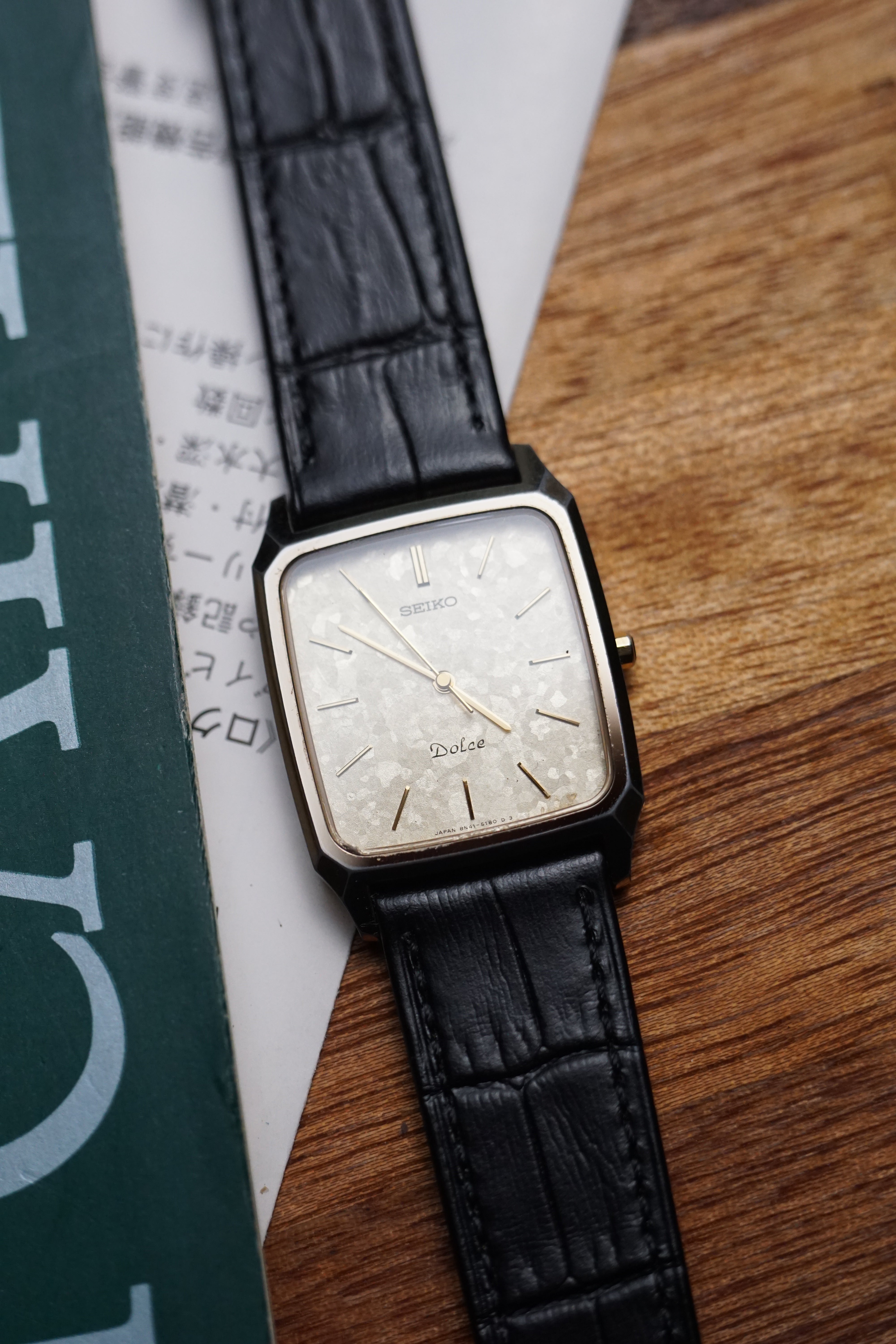 【デッドストック】SEIKO 8N41-5010 スクエア 新品電池 Seiko Dolce 8N41 Snowyflake dial tungsten carbide case #240169