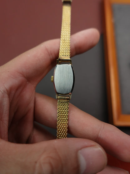 Ladies Omega Mini "tonneau" Manual winding with original box