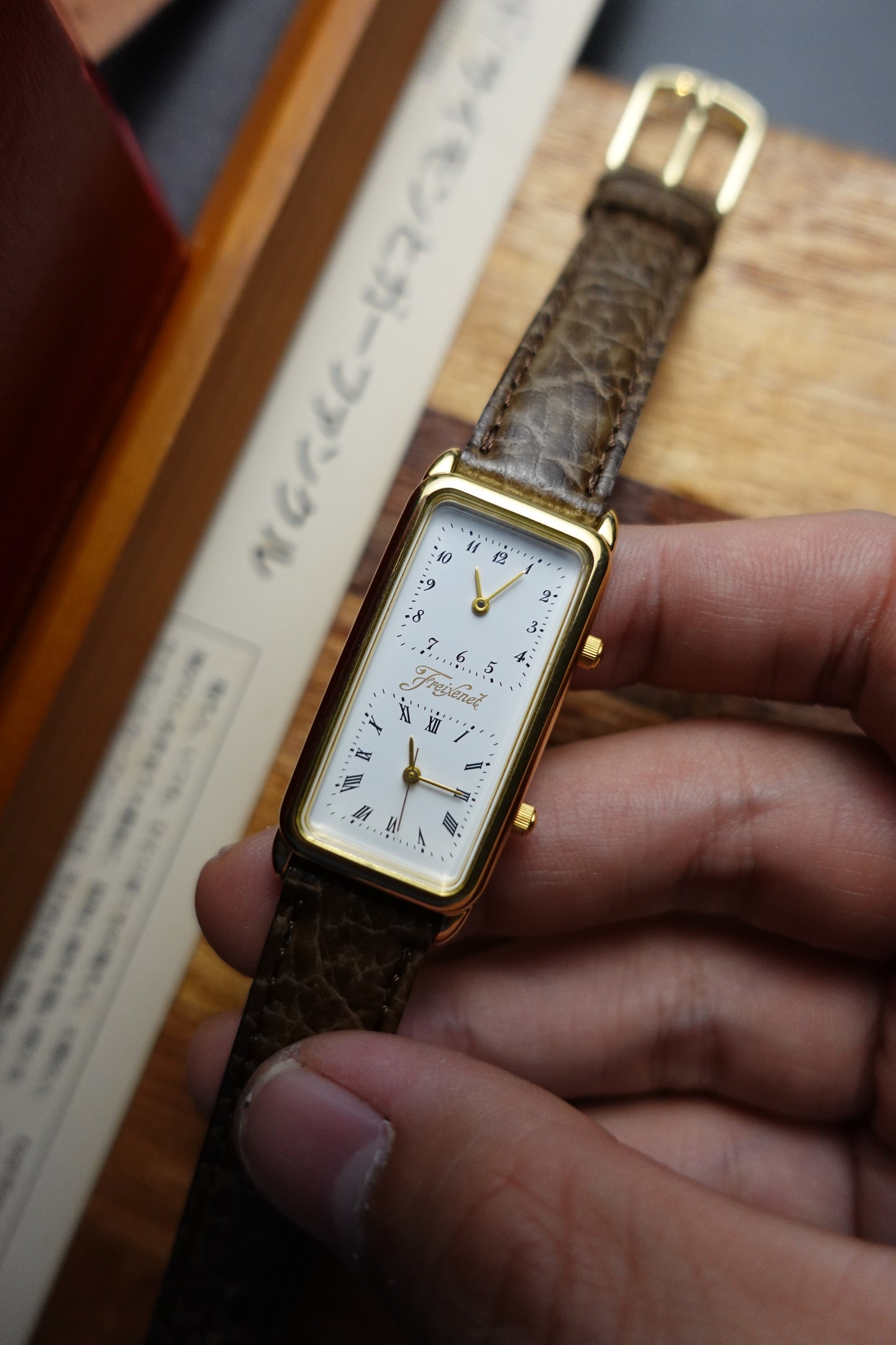 Citizen Dual time with box and warranty #240282