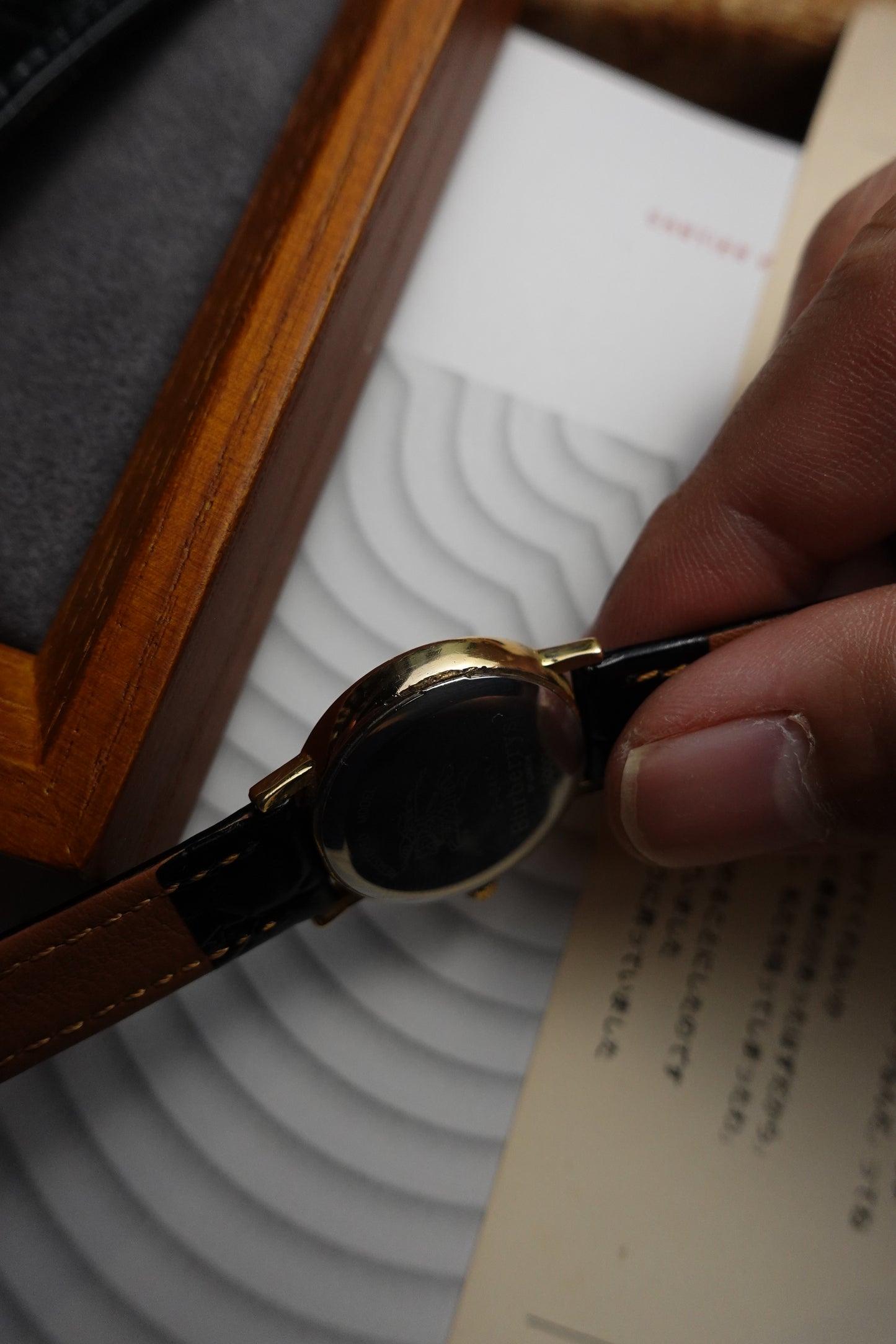 Burberry mother of pearl dial ladies swiss made variation