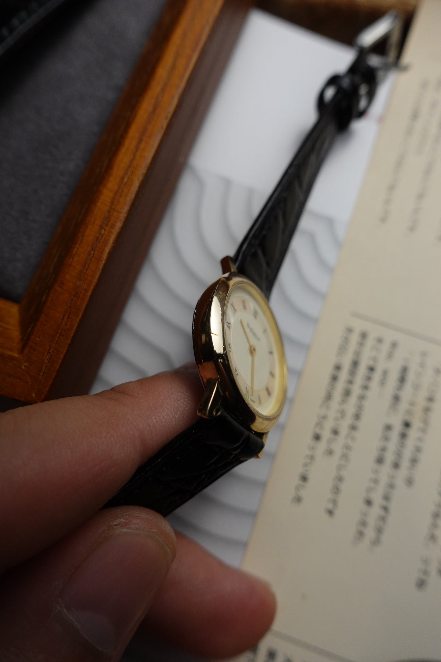 Burberry mother of pearl dial ladies swiss made variation