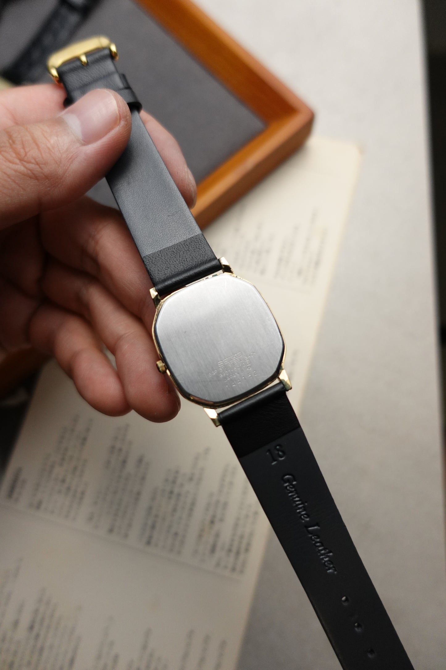 Seiko Quartz Octa case with roman numeral