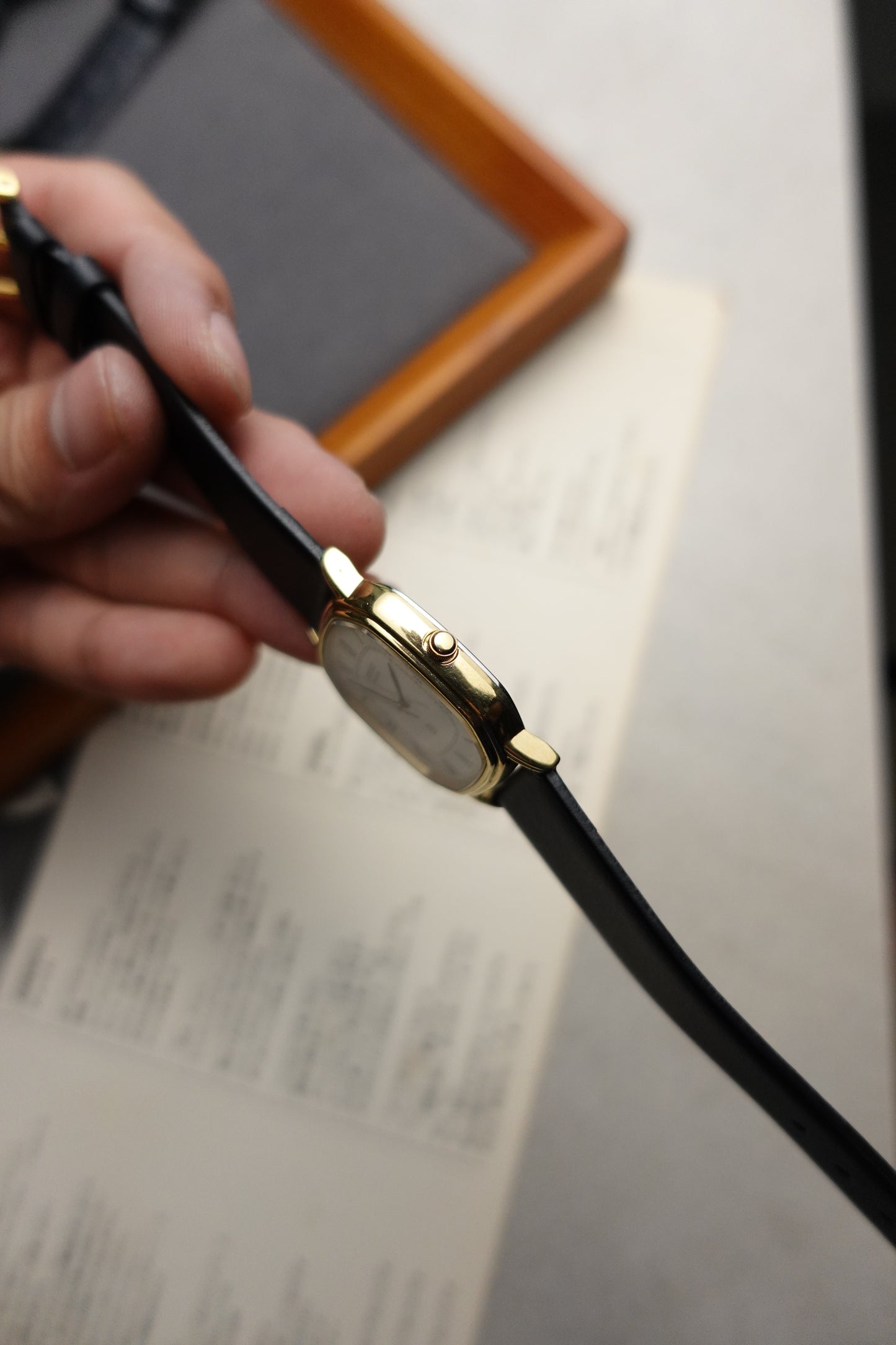 Seiko Quartz Octa case with roman numeral