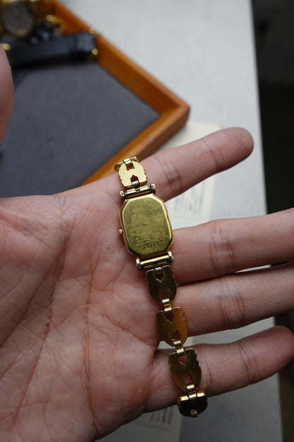 Citizen faceted glass Pearly dial bracelet #349