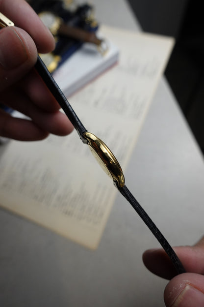 Burberry Classic Ladies with roman numeral an art deco case Ori Box #377