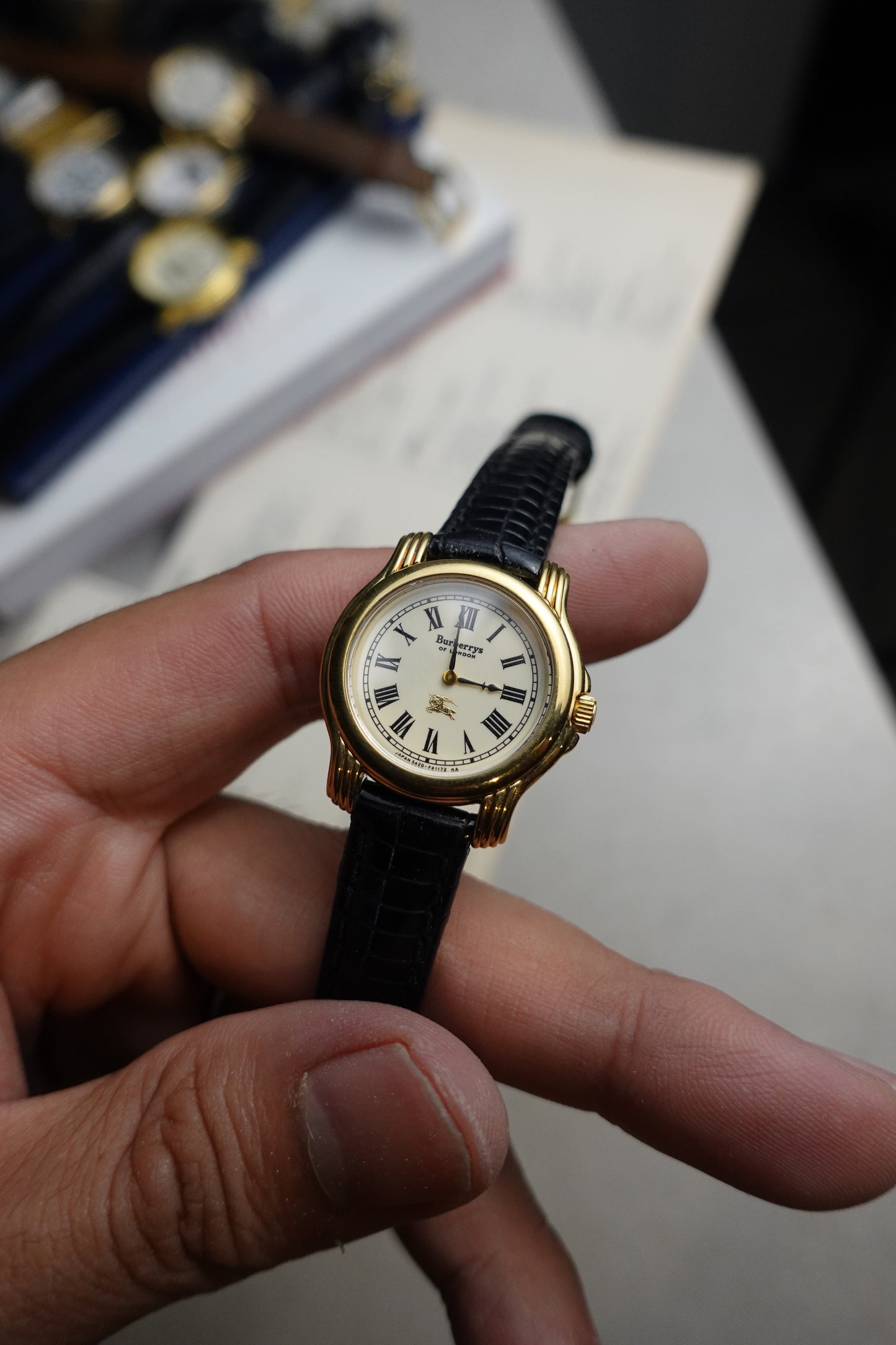 Burberry Classic Ladies with roman numeral an art deco case Ori Box #377