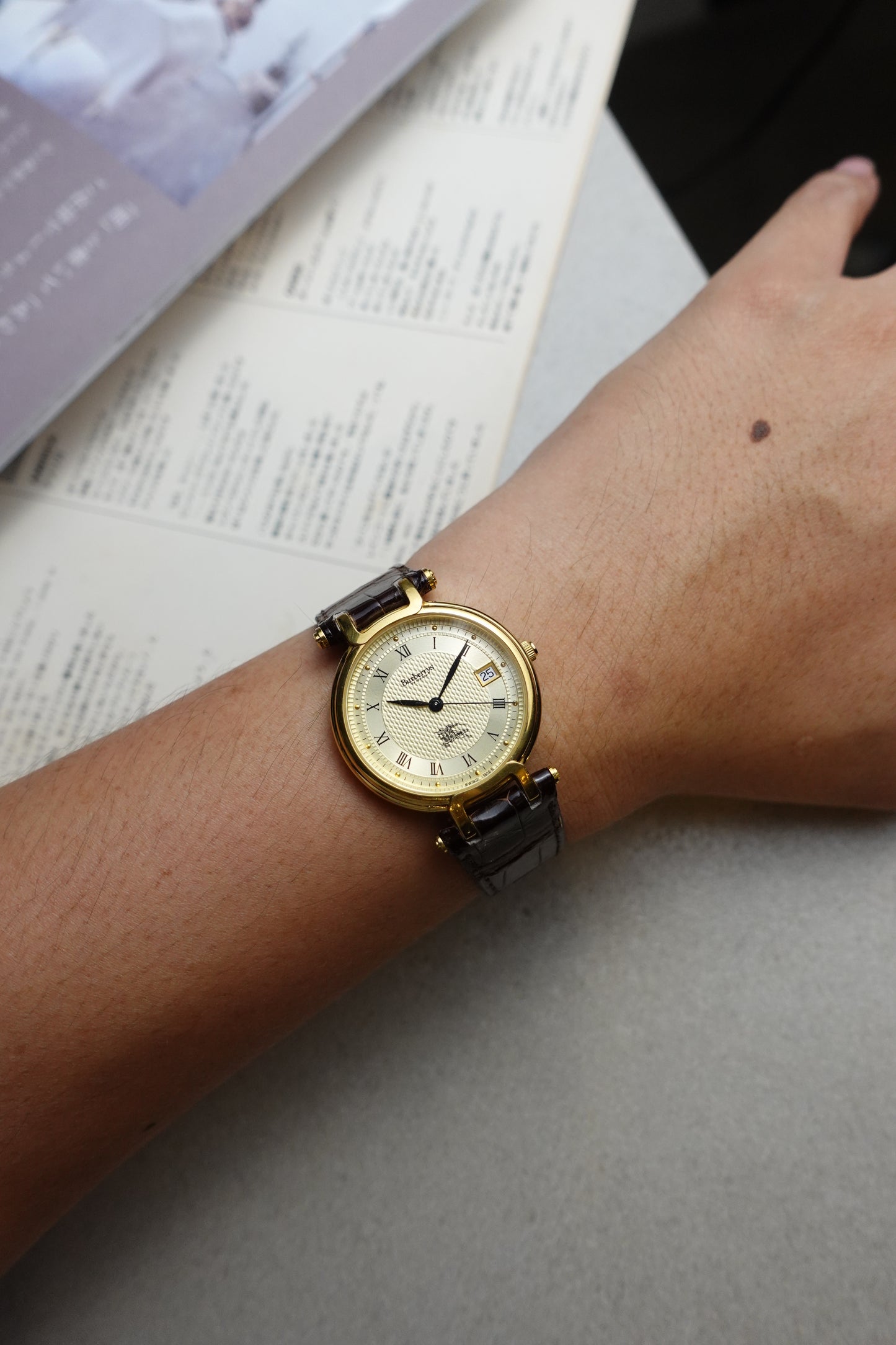 Burberry Classic Guilloche Gold on Gold swiss made variation