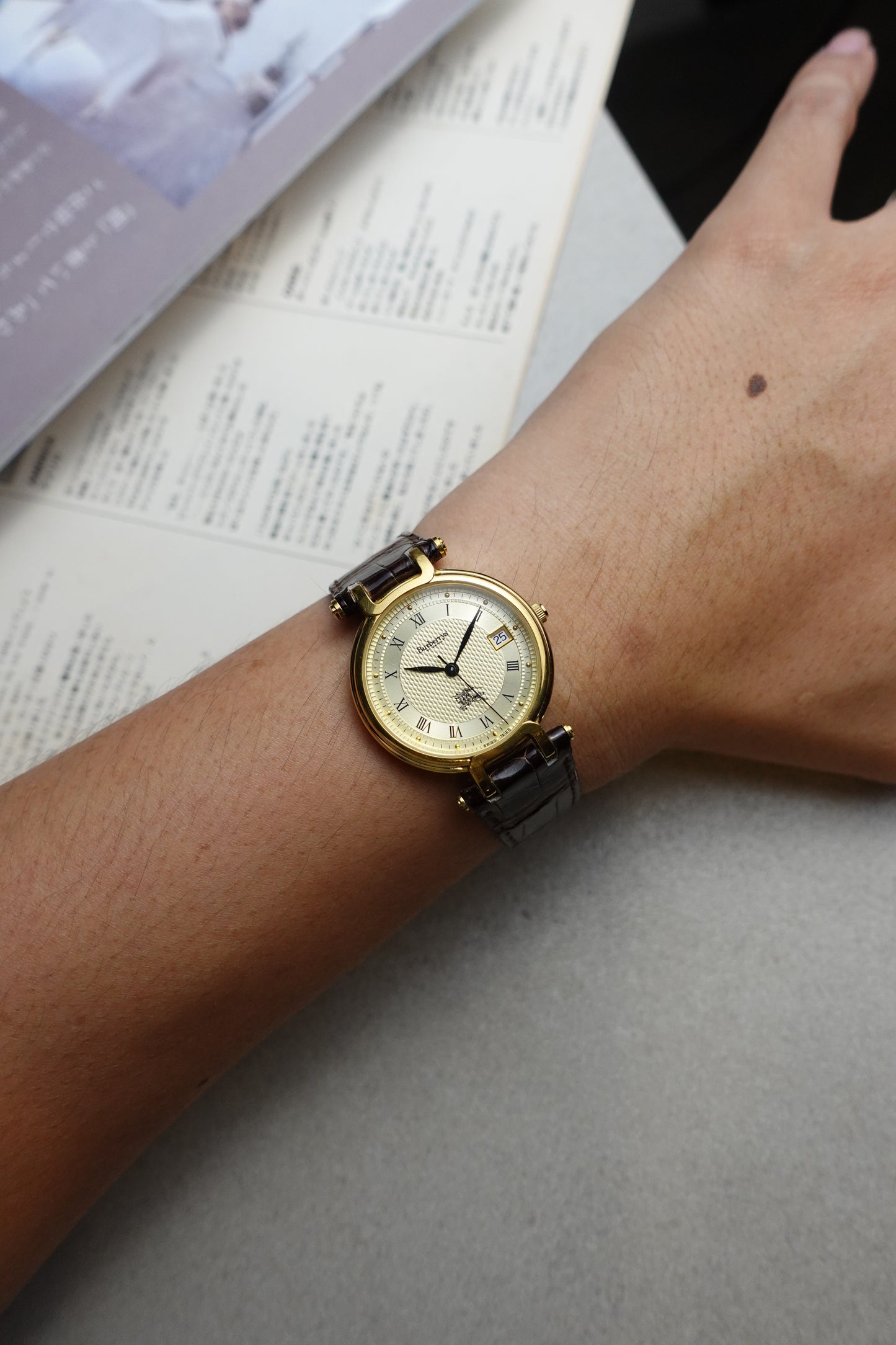 Burberry Classic Guilloche Gold on Gold swiss made variation