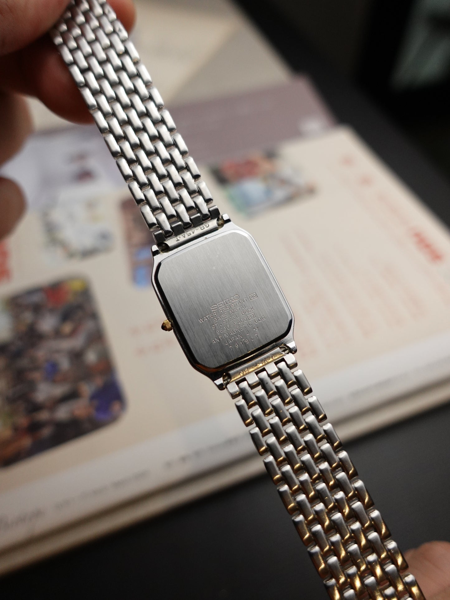 Seiko Dolce 2-tone bracelet with anti-magnetic case
