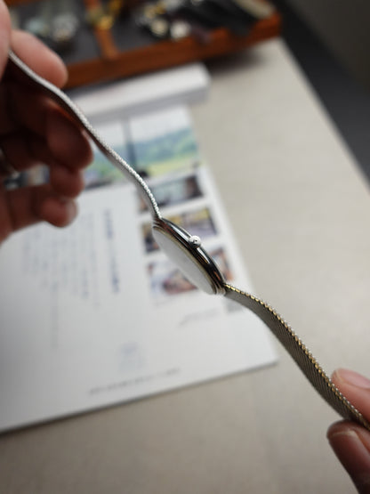 70s Juvenia integrated bracelet manual winding