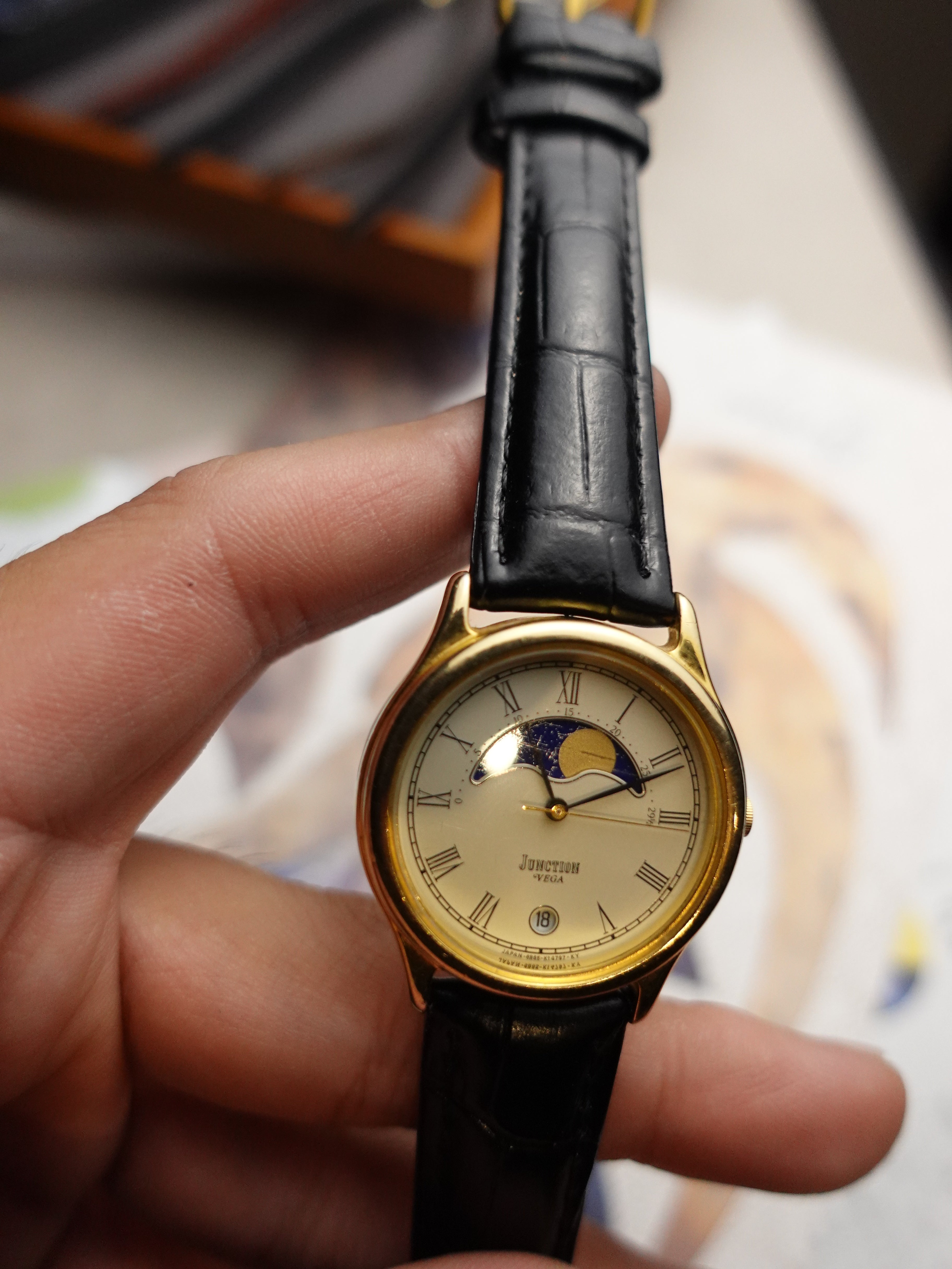 ダークブルー+金ローマ　シチズンVEGA junctionメンズ Citizen junction Vega Moonphase Roman numerals – My First Vintage