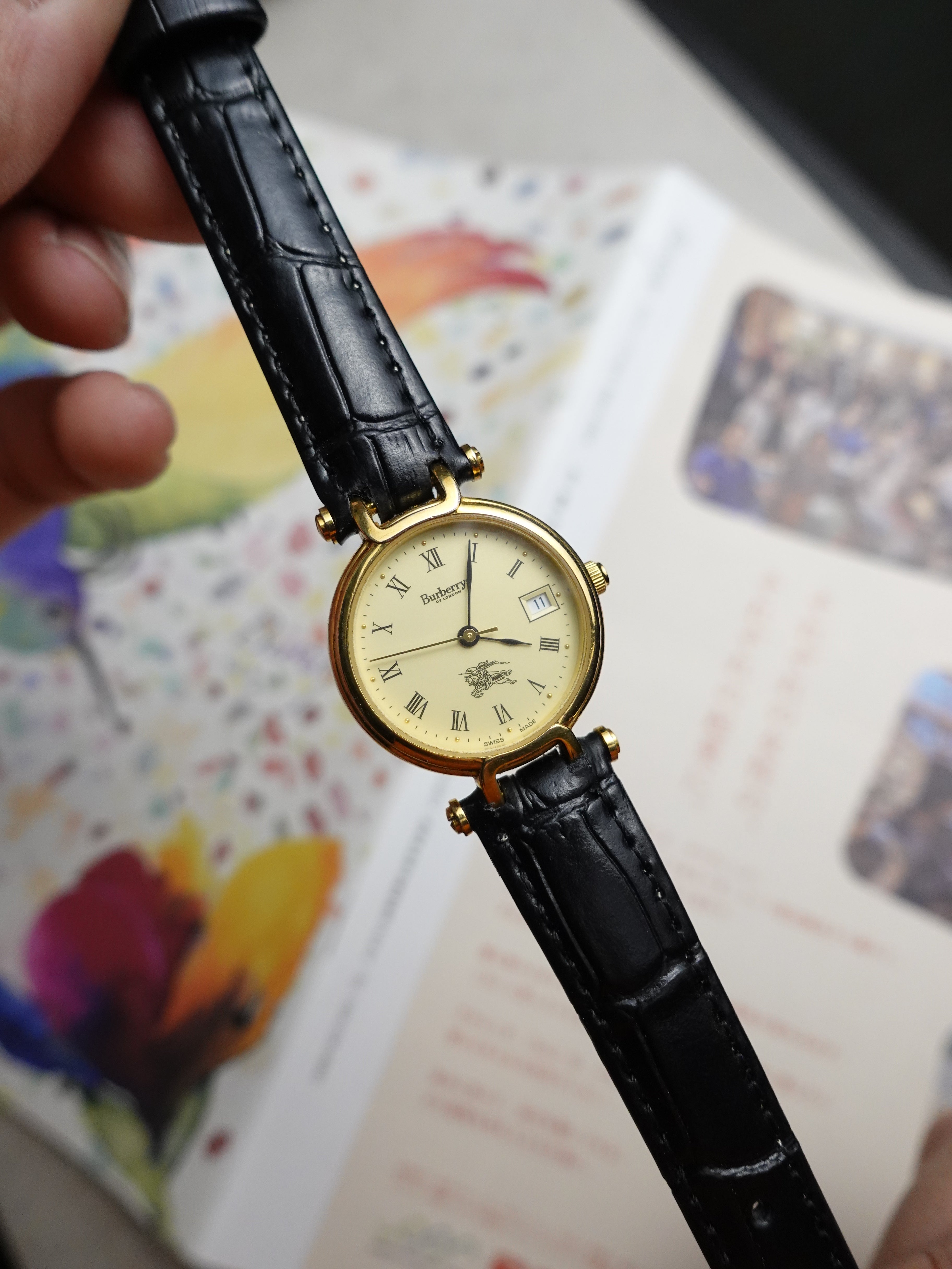 Ladies Burberry T-lugs classic Quartz Swiss Made variation #496