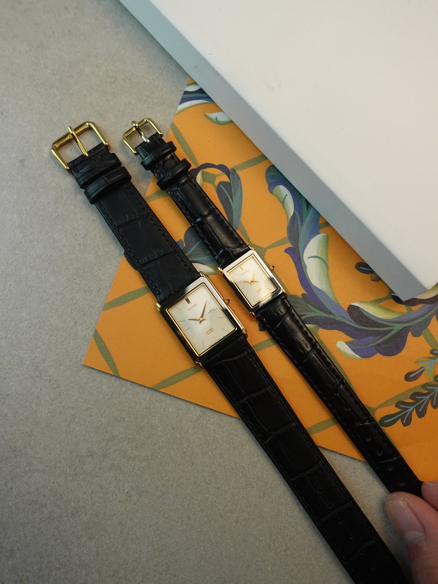 Citizen Exceed Glass dial Couple Set