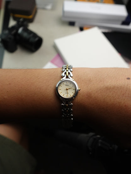 Ladies Seiko Exceline with unique 2tone arrowhead bracelet