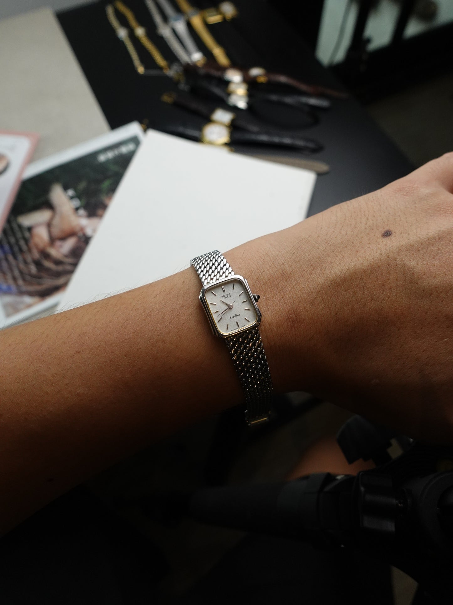 Seiko Exceline Silver with integrated bracelet