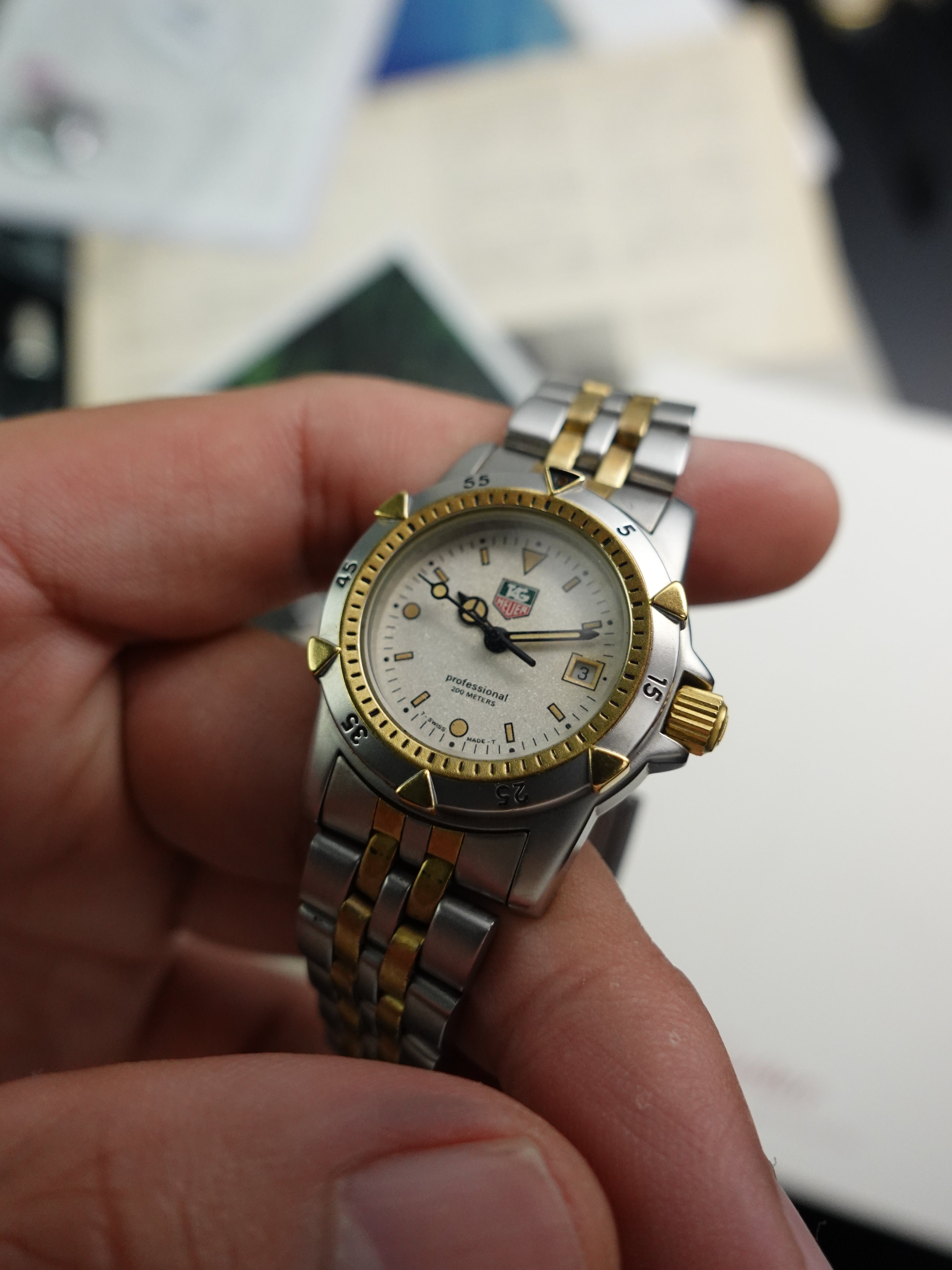 TAG Heuer Professional 200m Quartz Ladies – My First Vintage