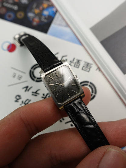 70s Ladies Longines Tank REF. 4053-1 in manual winding