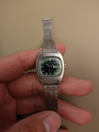 Ladies Seiko Automatic 2206-3000 Hi-beat