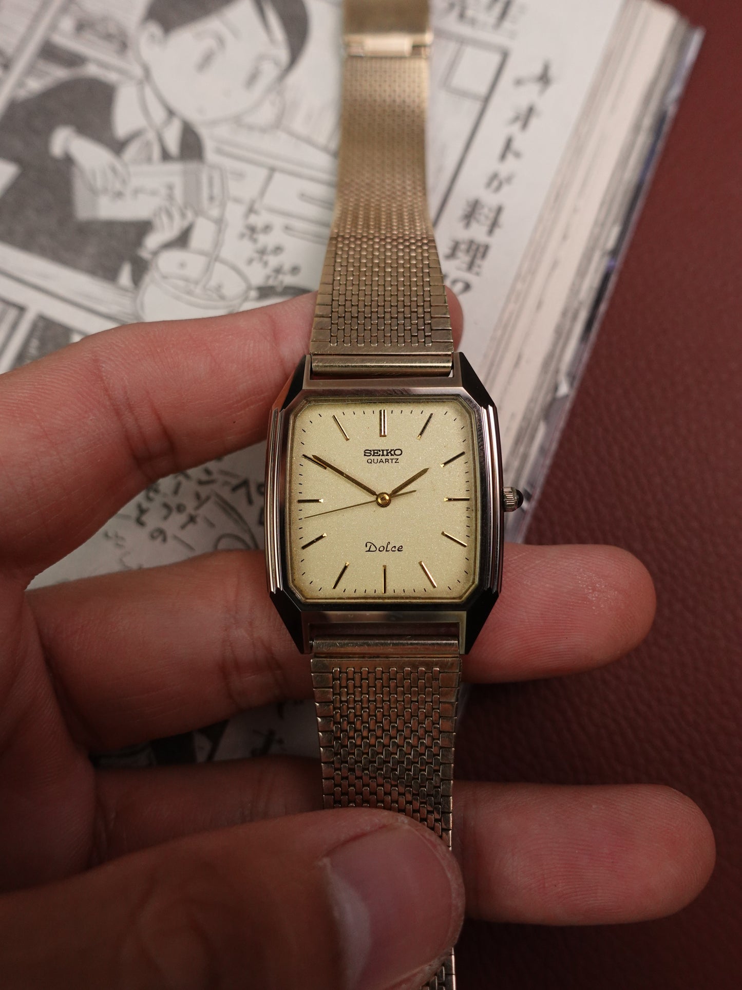 Seiko Dolce Step Bezel 6030-5390 Scratch Resistant case on bracelet