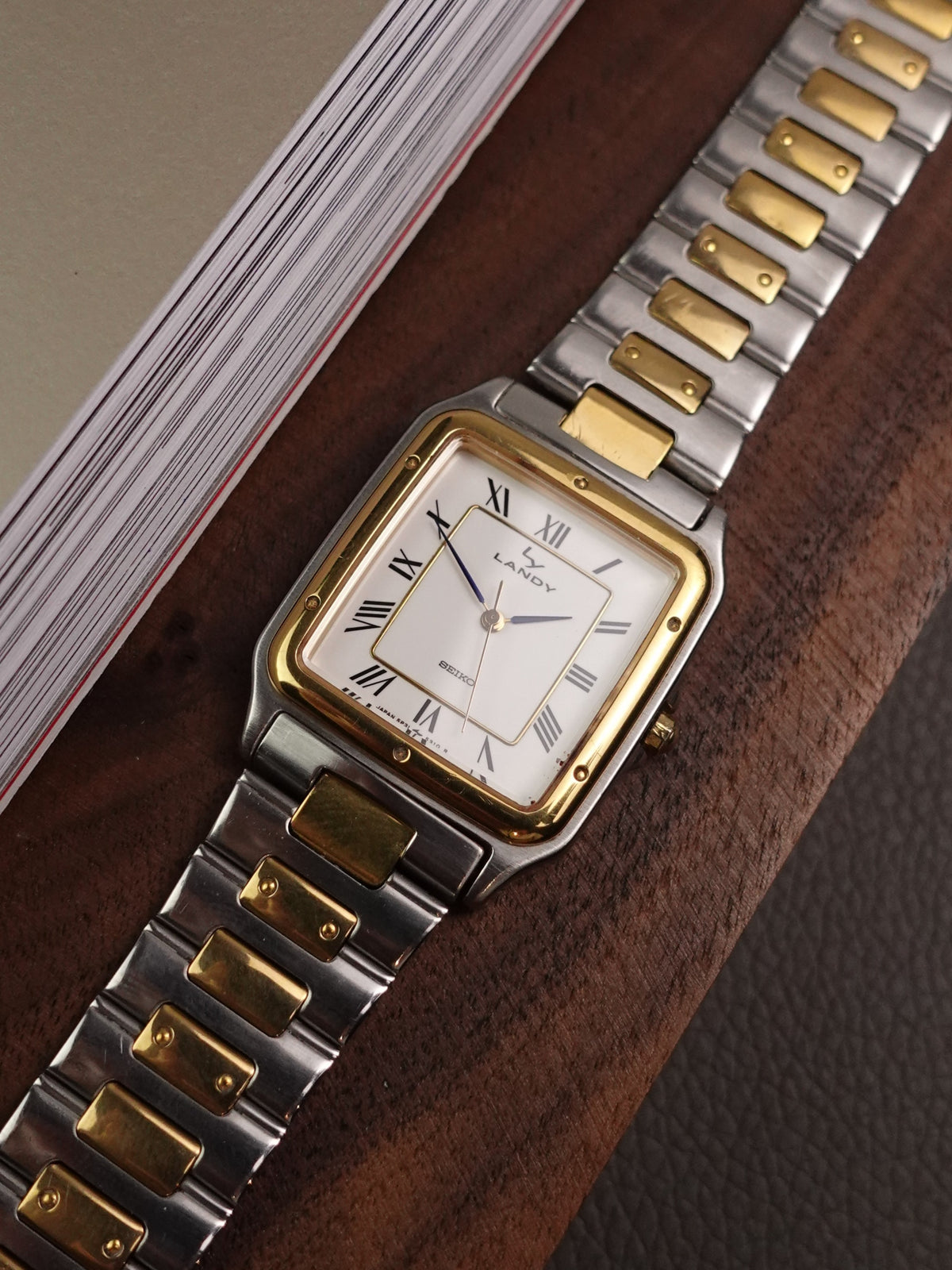 Seiko Landy 5P31-5200 Circa 1990s with original bracelet with ori 