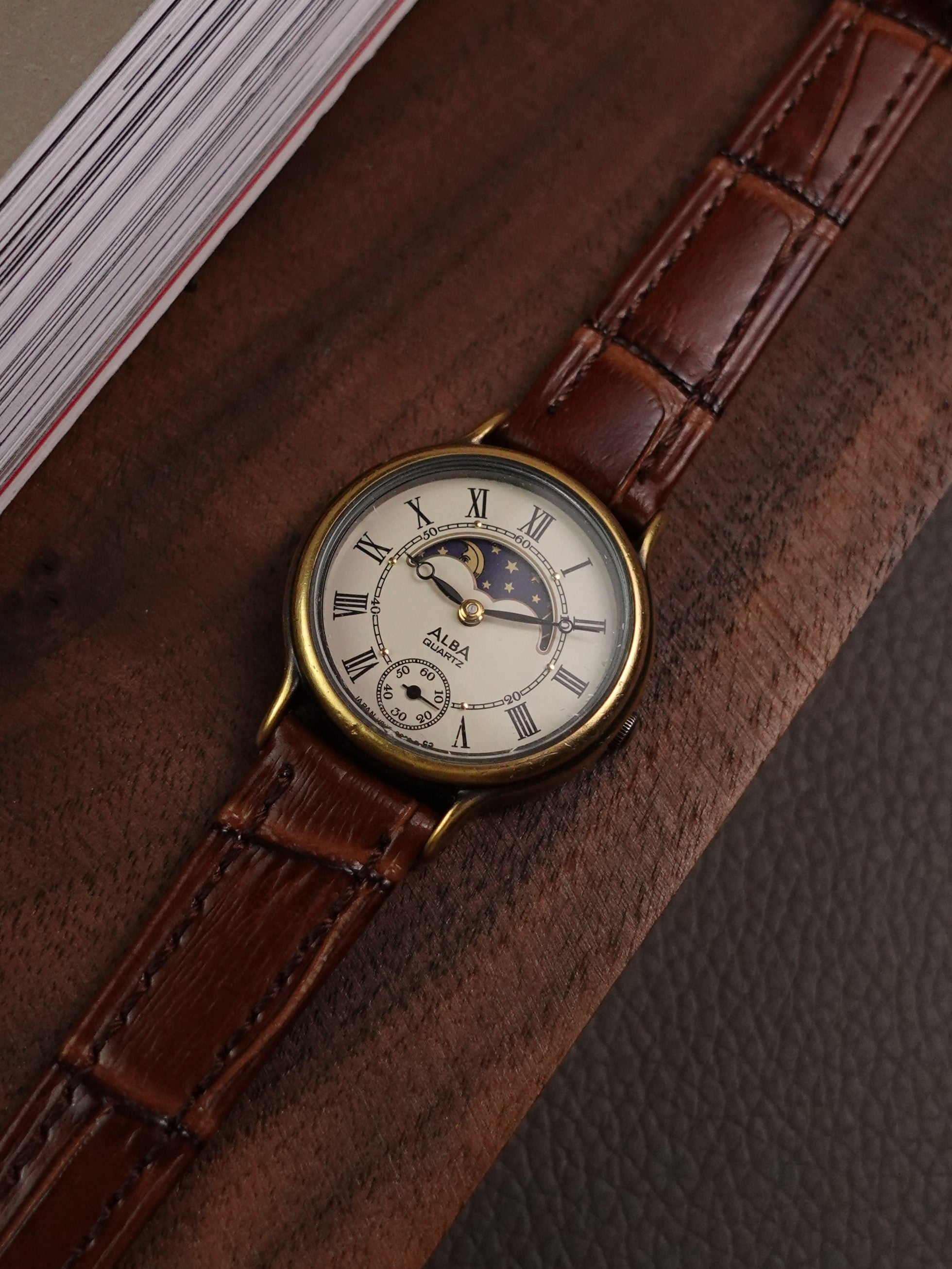 Seiko Alba Mini Moonphase Ladies V806-0060 – My First Vintage
