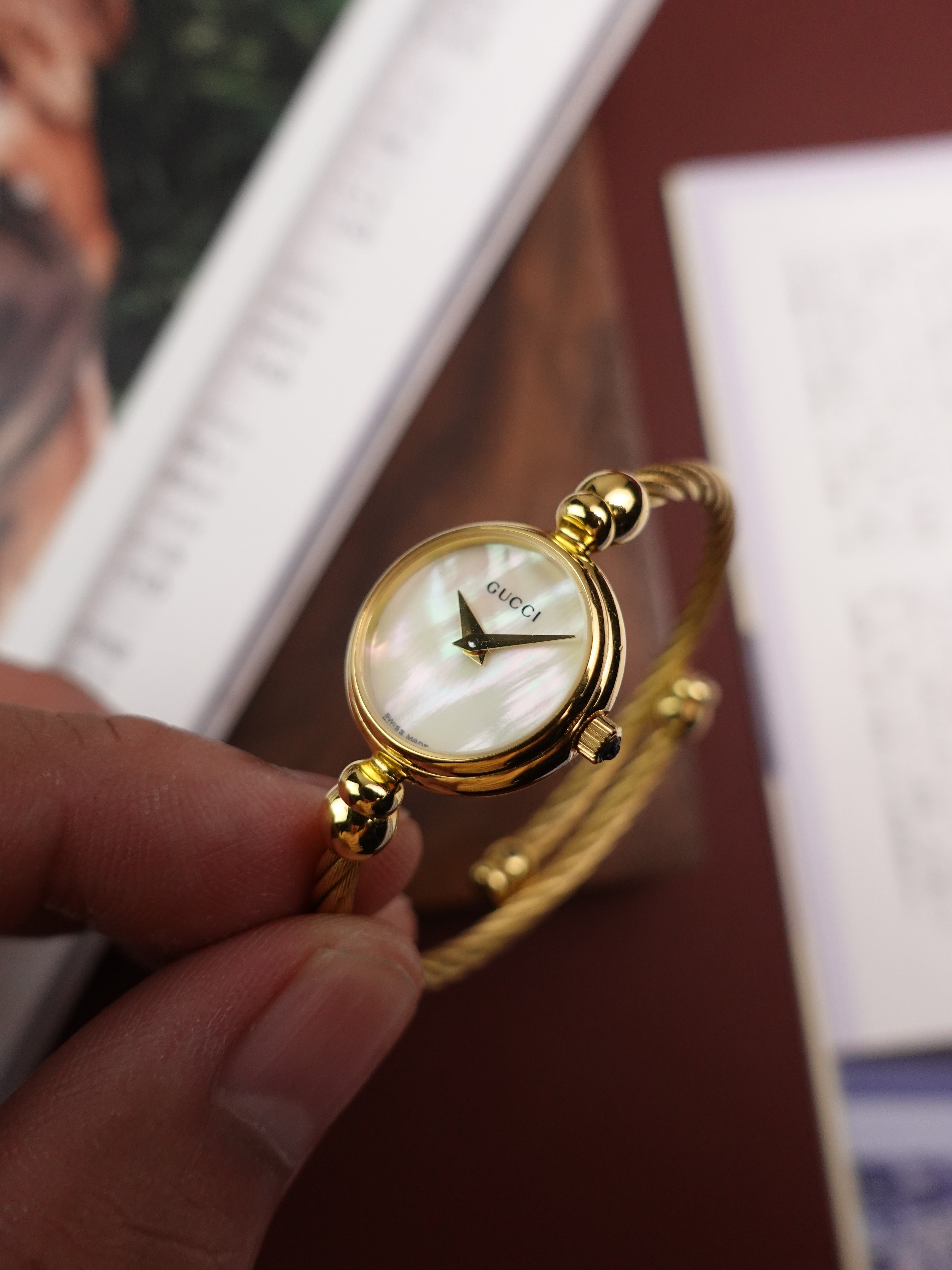 Gucci Weave Bangle Mother of Pearl Quartz – My First Vintage